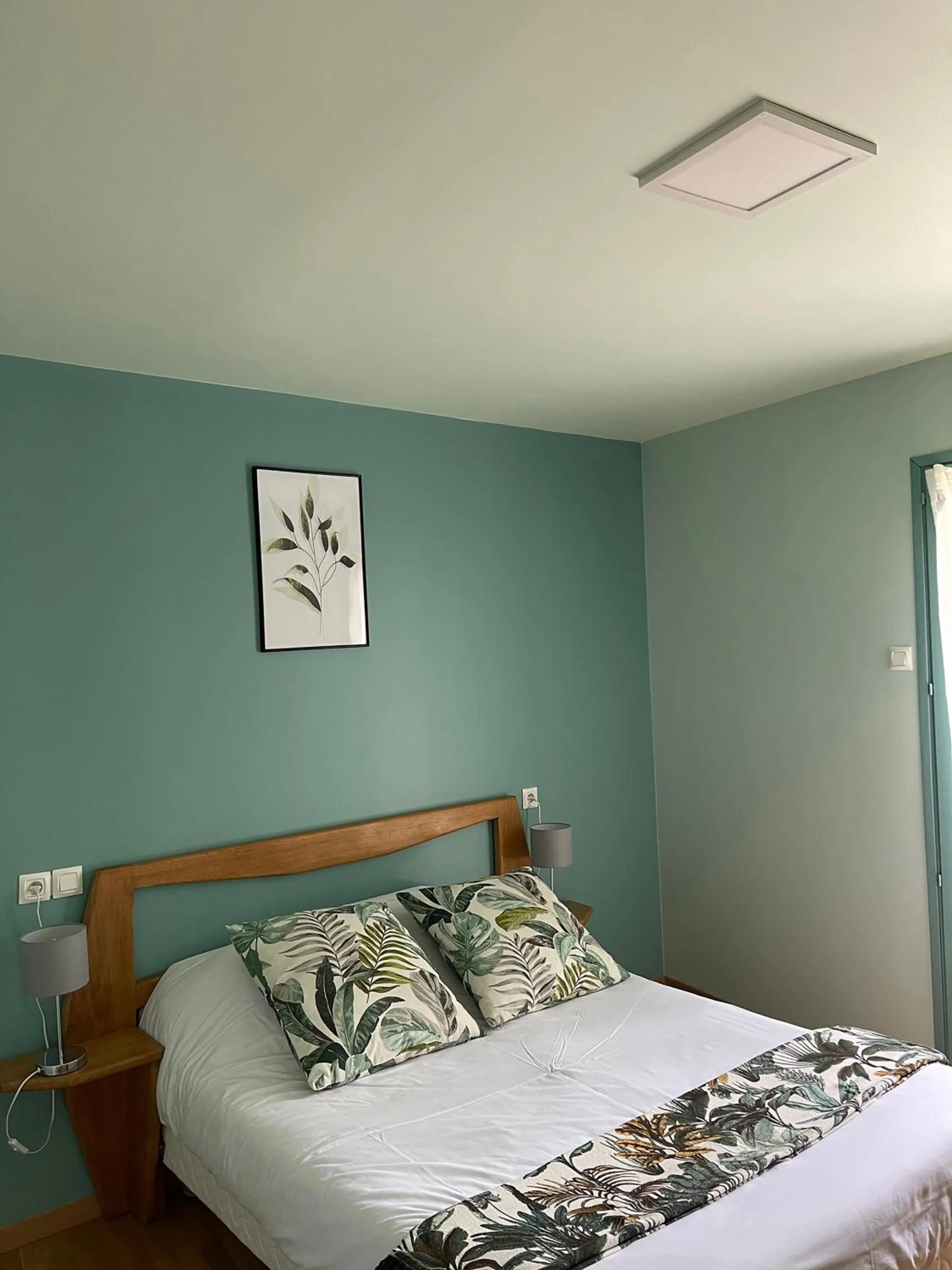 Bed in Hôtel Le Moulin D'Olt