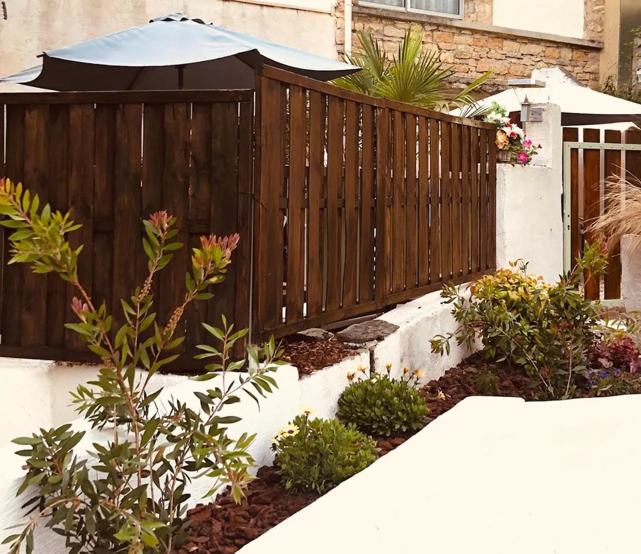 Facade/entrance in Hôtel Le Moulin D'Olt