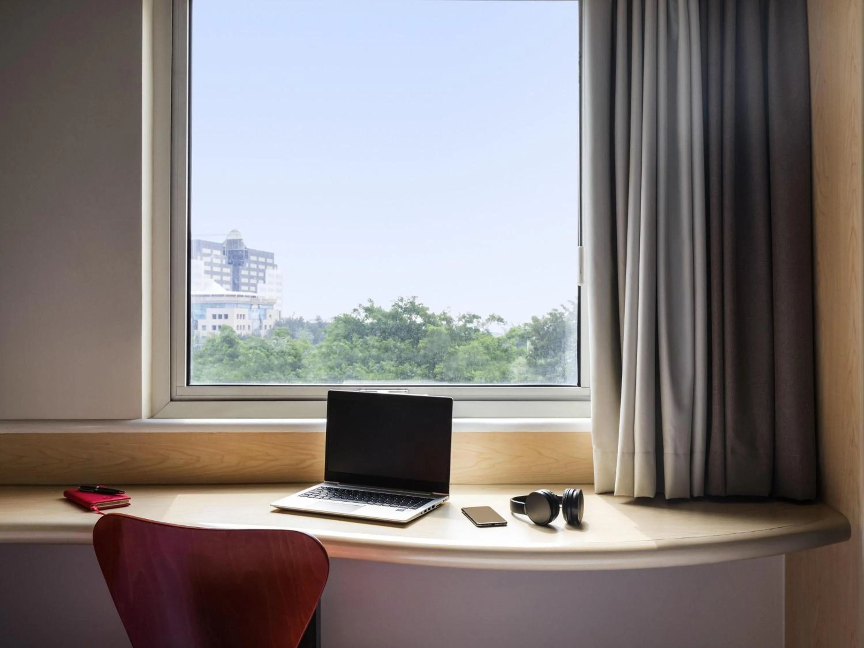 Bedroom in Ibis Guadalajara Expo