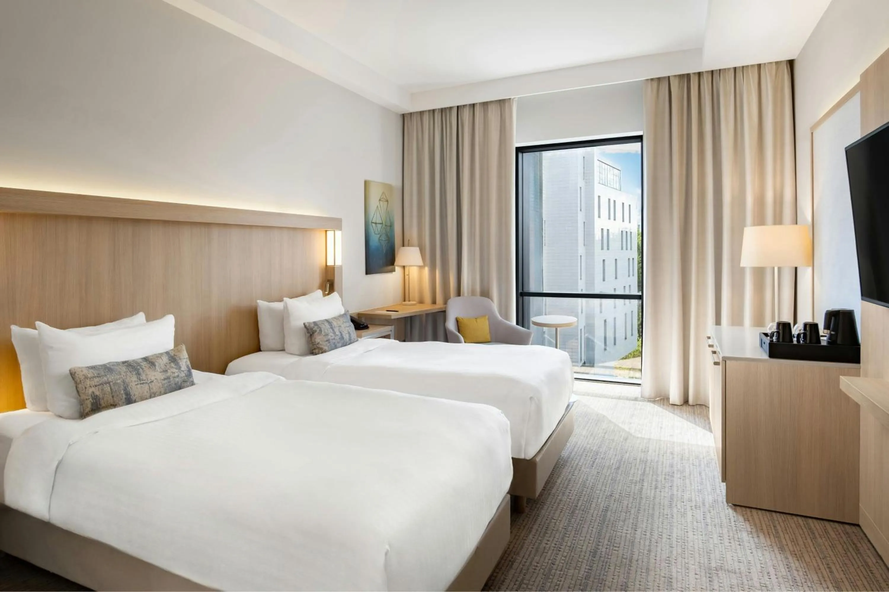 Photo of the whole room, Bed in Courtyard by Marriott Vilnius City Center