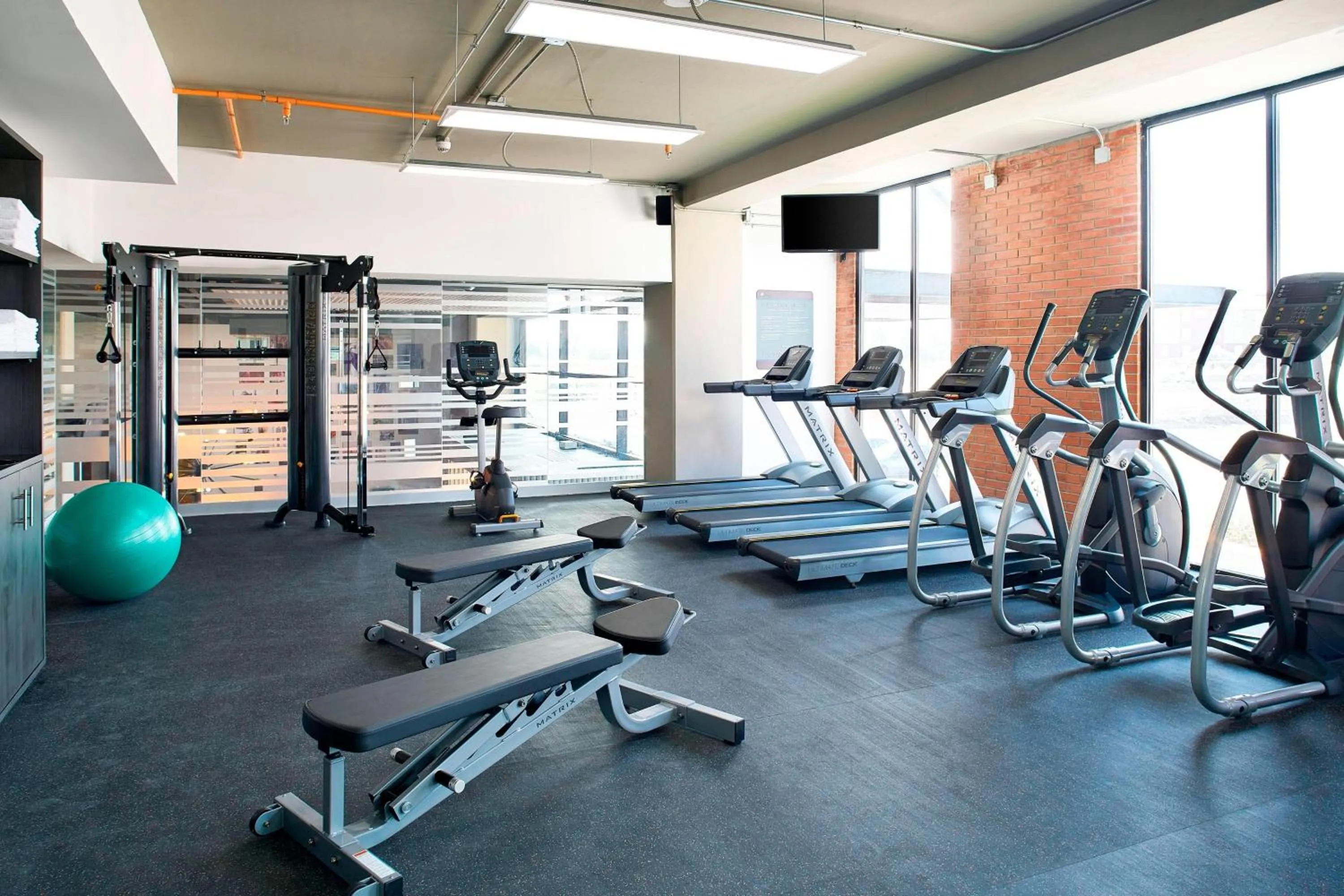 Fitness centre/facilities in Aloft Celaya