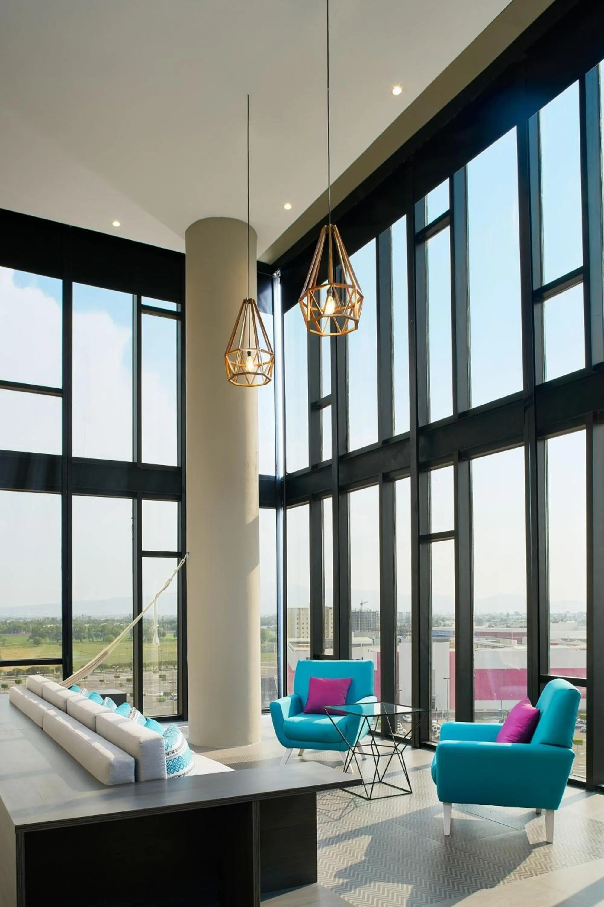 Living room in Aloft Celaya