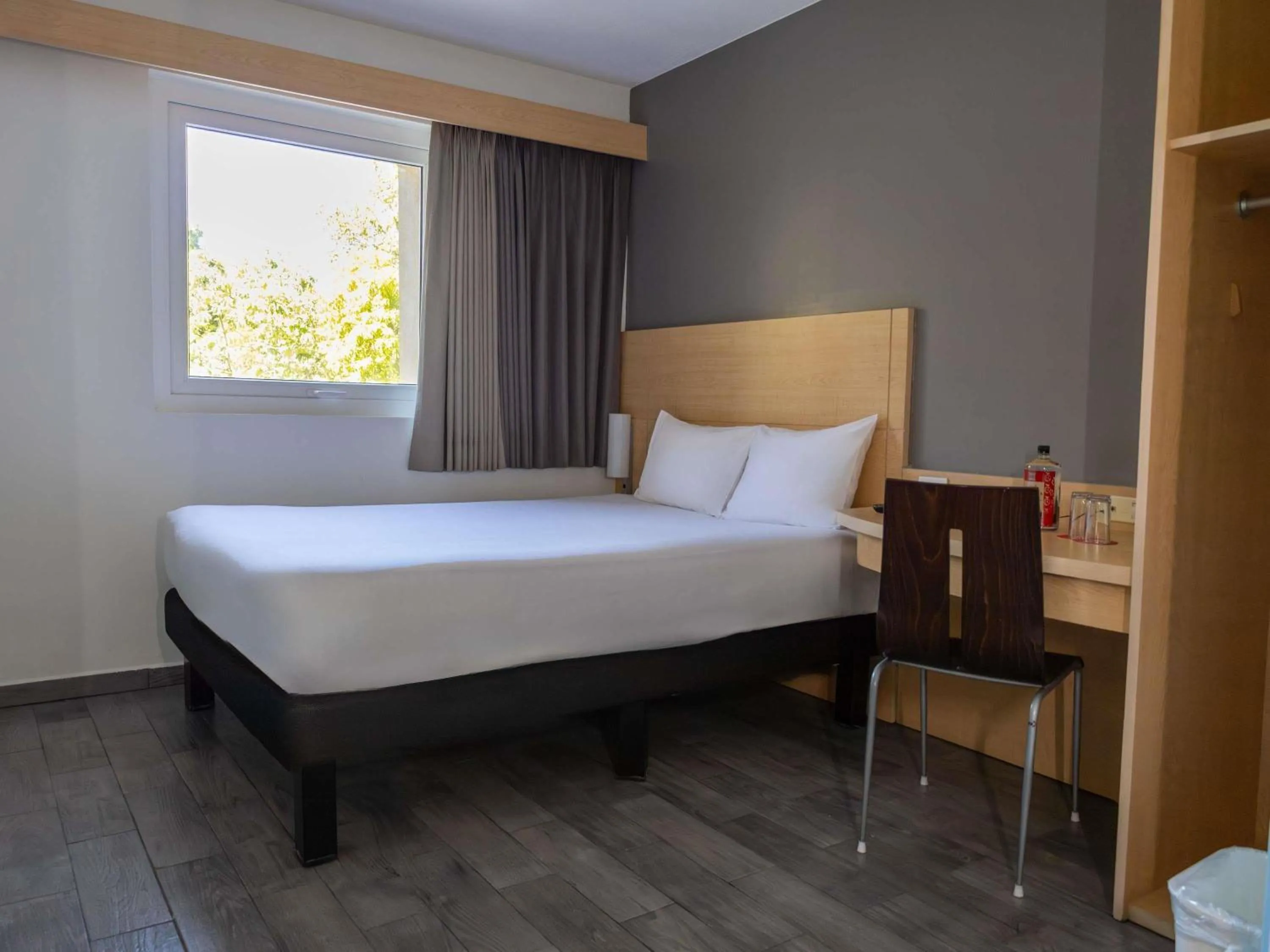 Bedroom, Bed in Ibis Merida