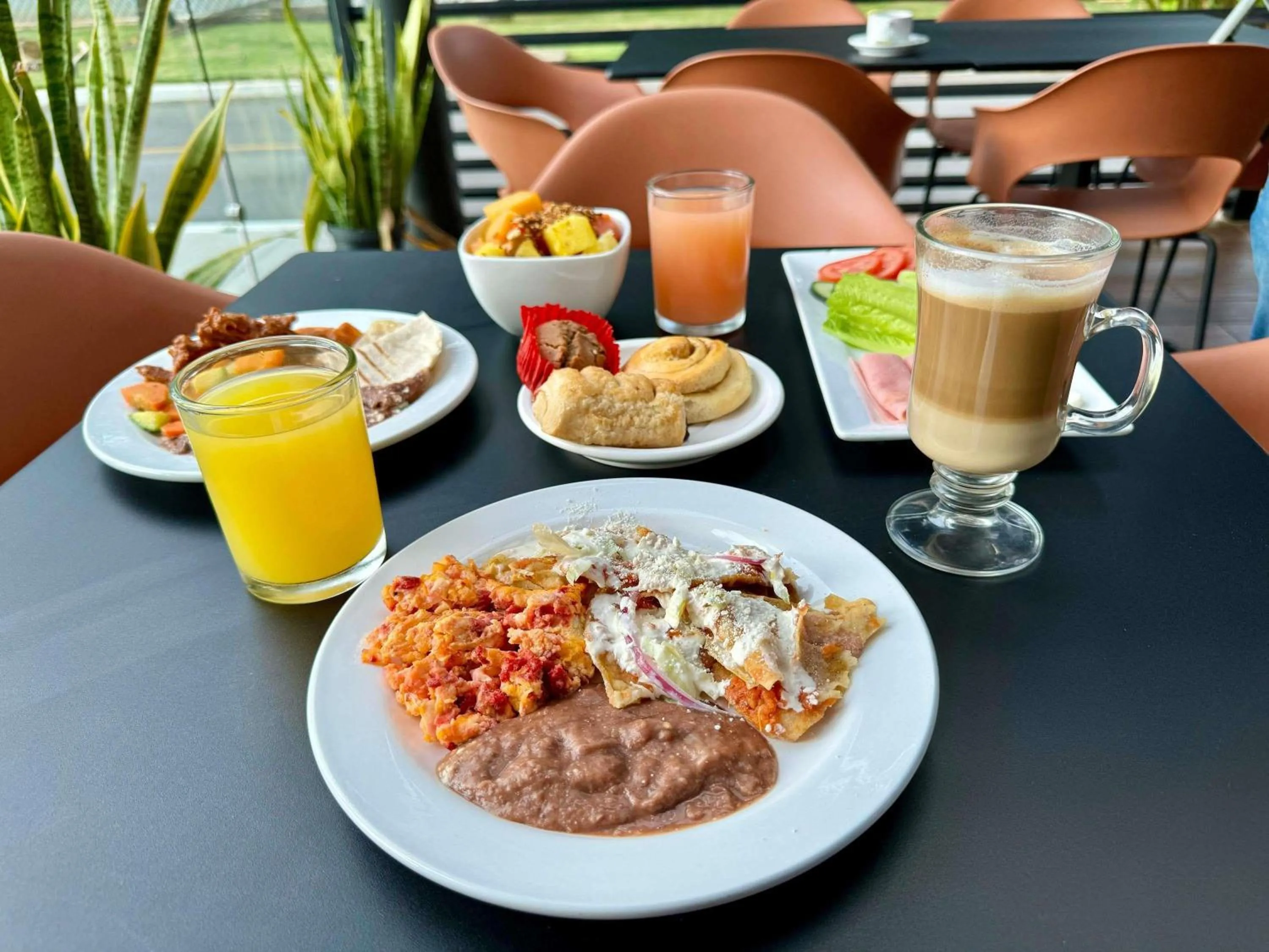 Restaurant/places to eat in Ibis Merida