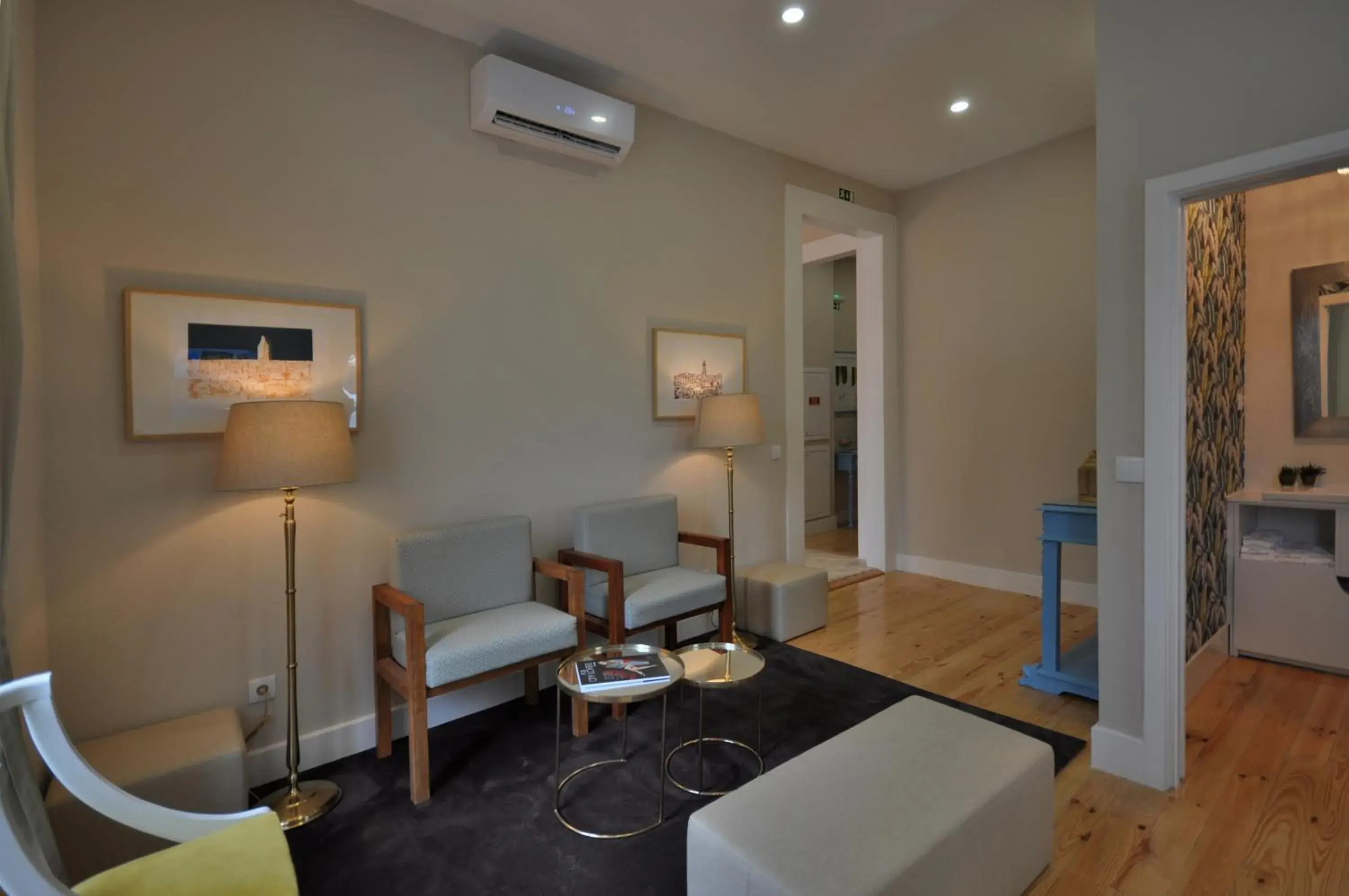 Lobby or reception in Porto Charming Hotel Lobby or reception in Porto Charming Hotel