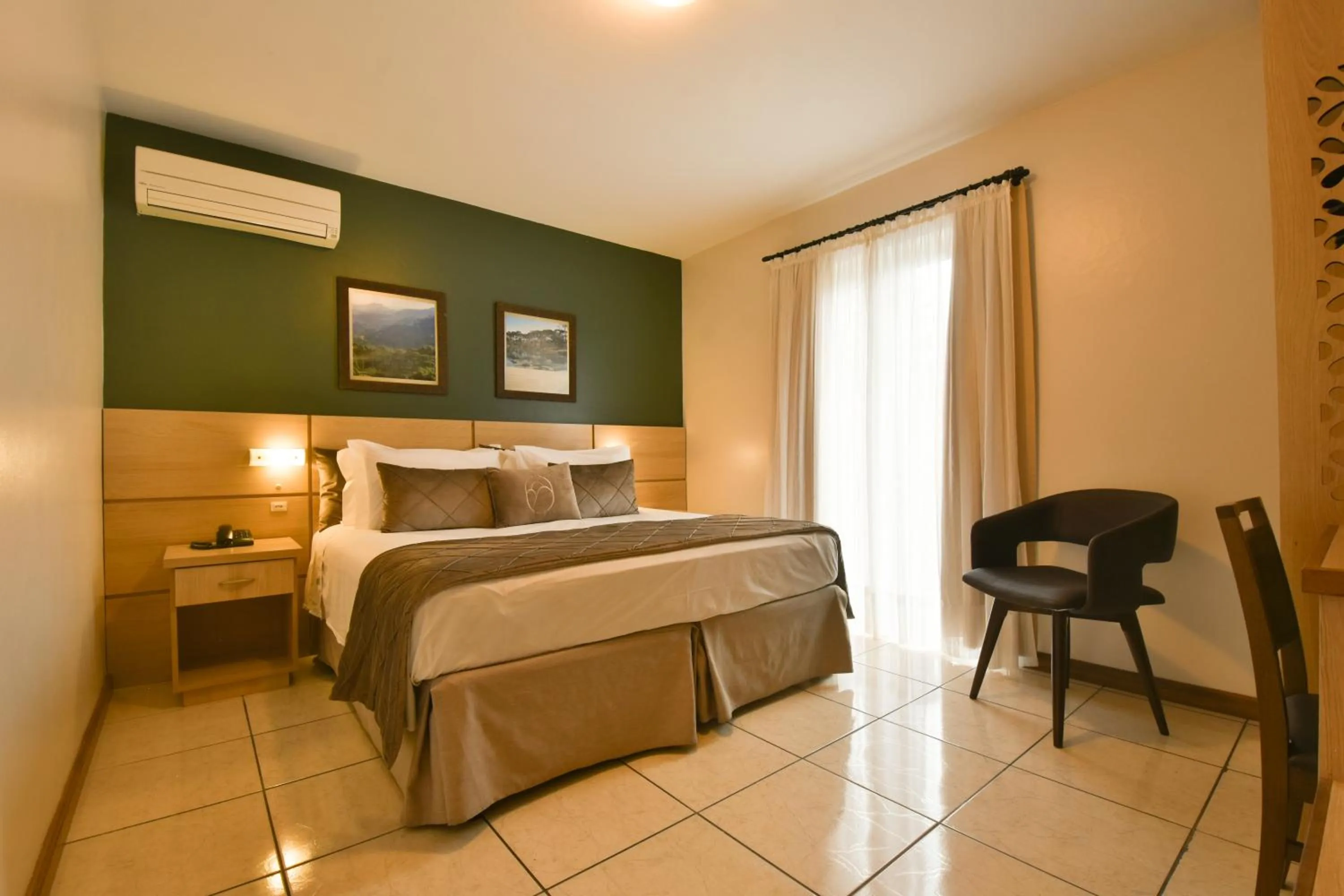 Photo of the whole room, Bed in Pousada Belluno