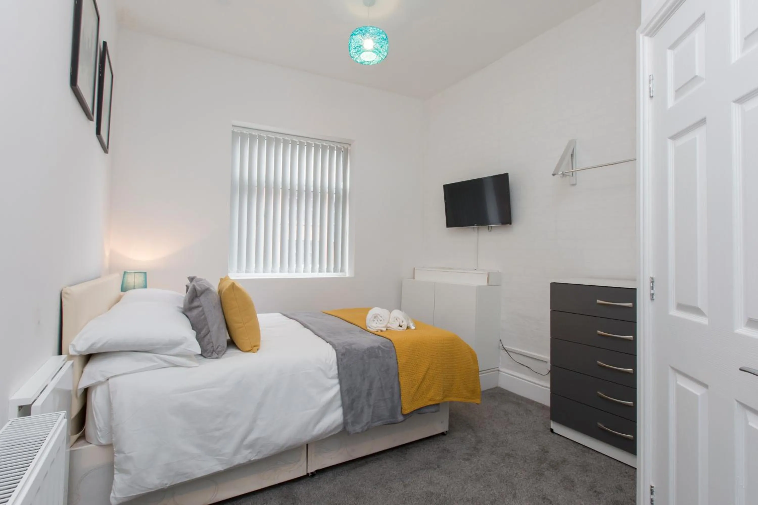 Bed in Townhouse PLUS @ West Street Crewe