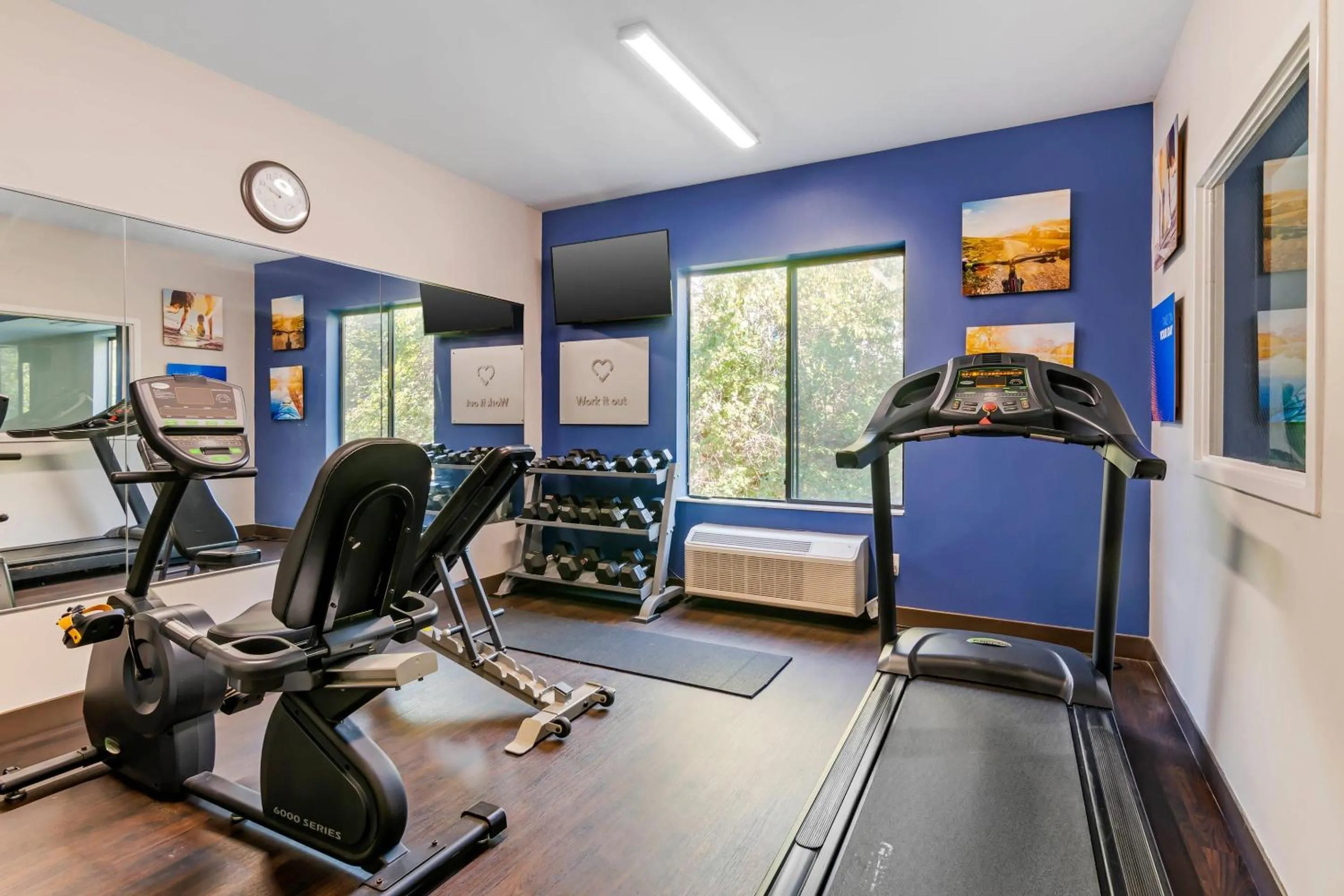 Fitness centre/facilities in Comfort Suites St Charles-St Louis