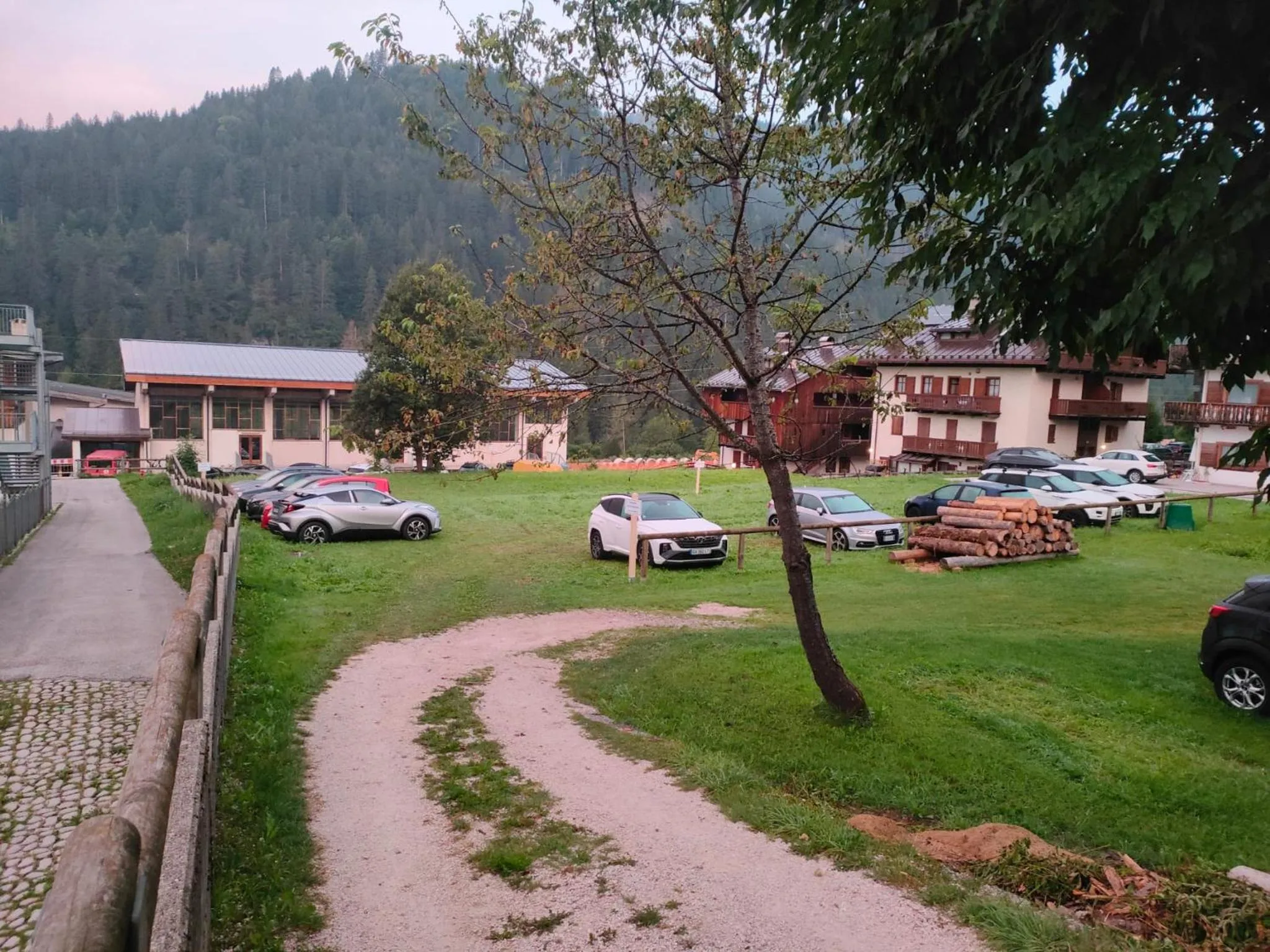 Parking in Best Western Hotel Nevada