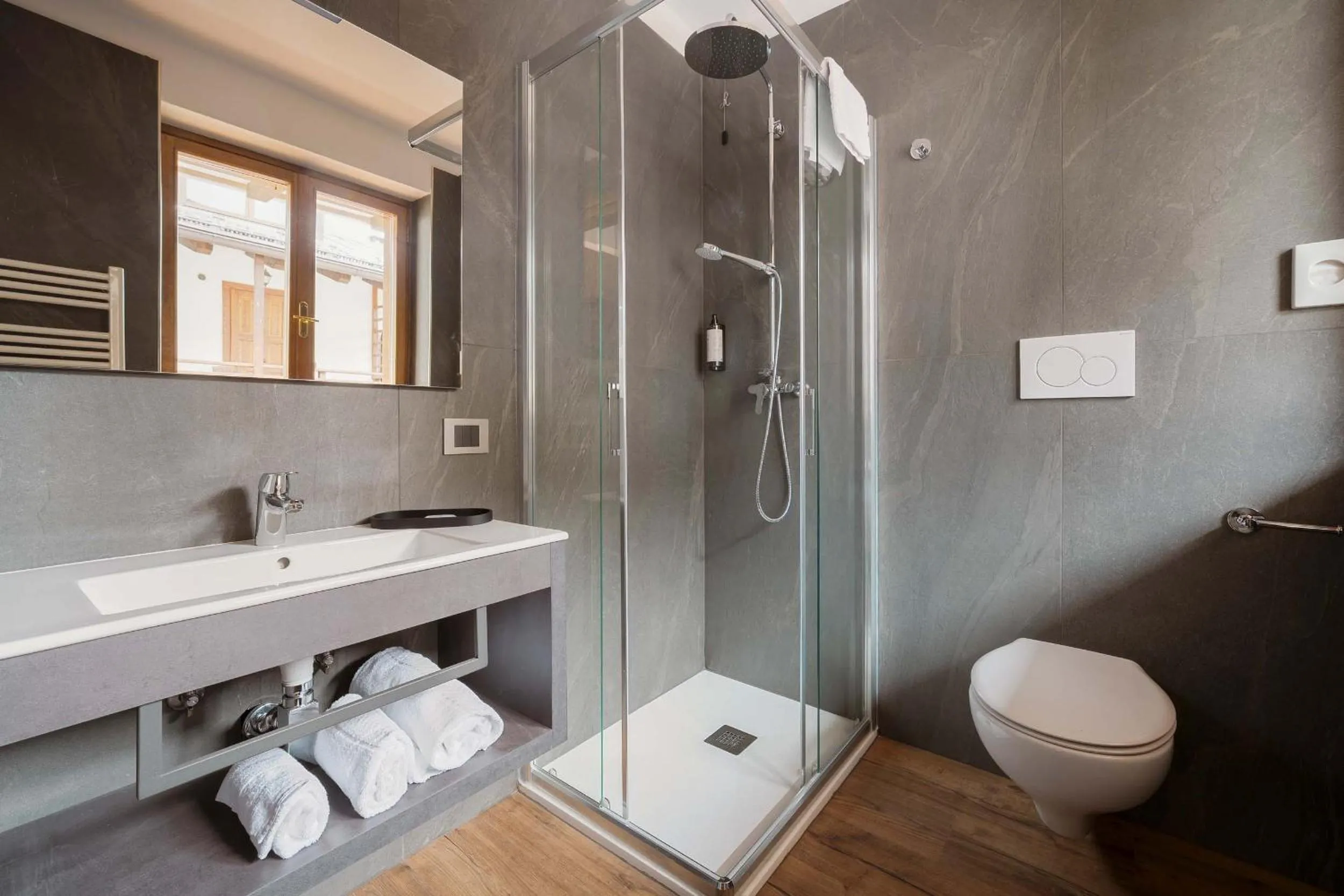 Bathroom in Best Western Hotel Nevada