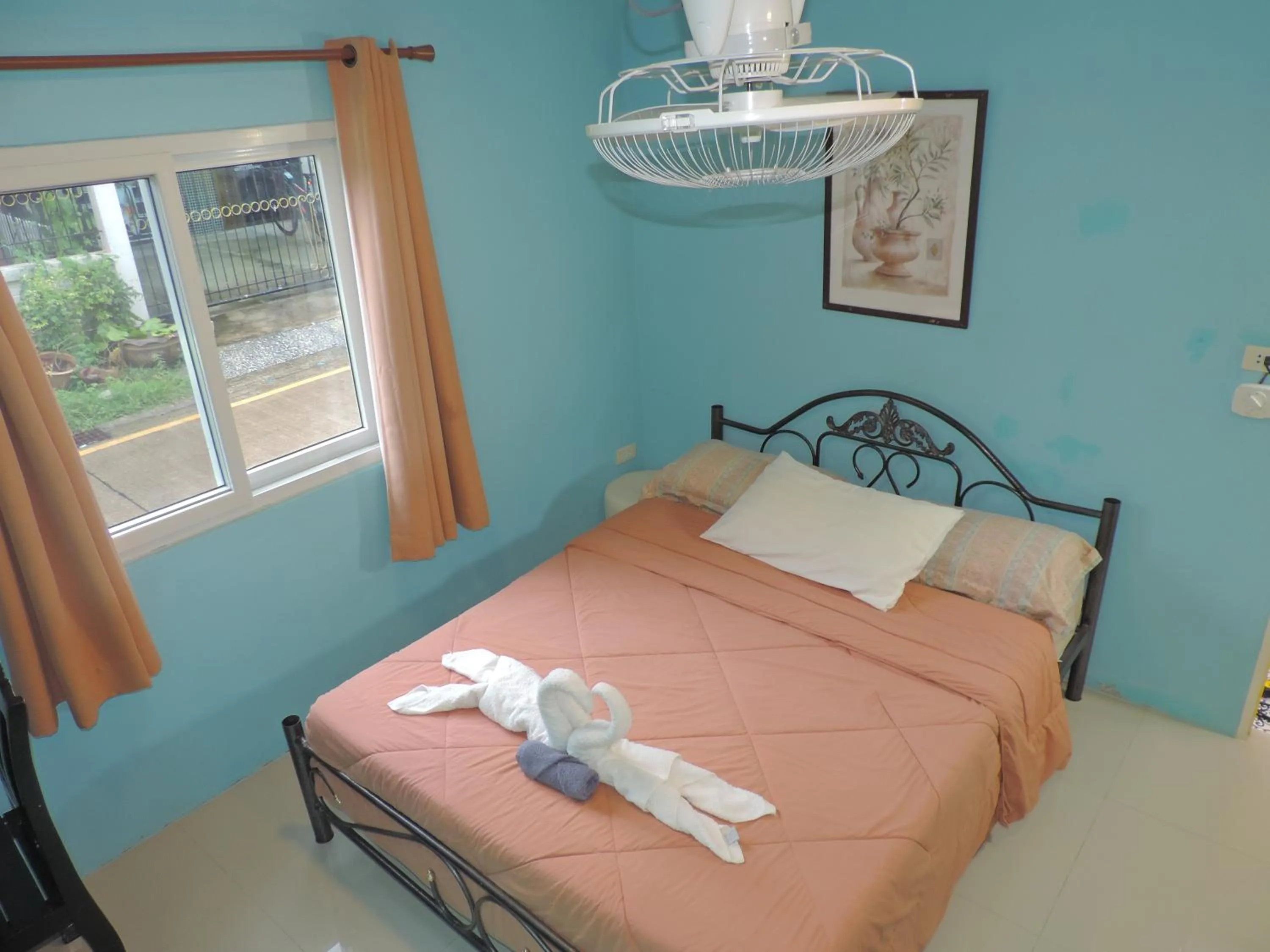 Bed in Blue Paradise Residence