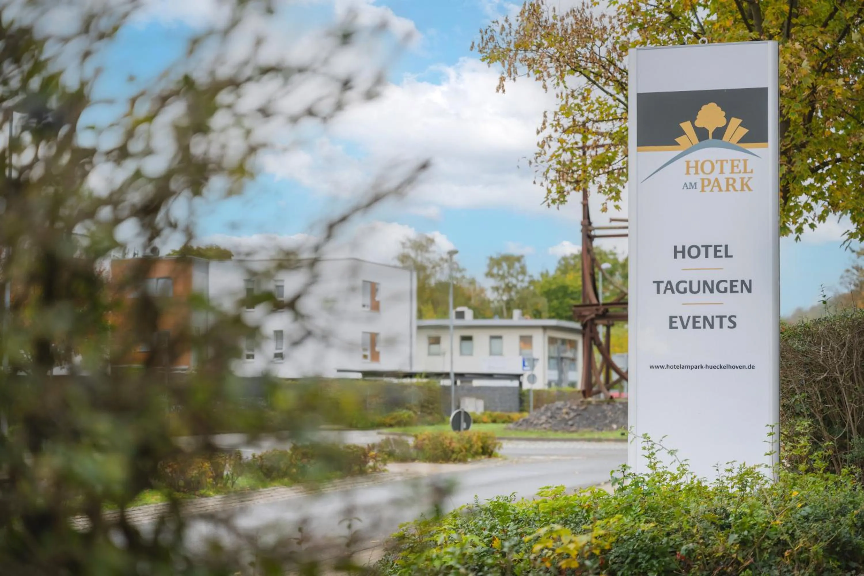 Property logo or sign in Hotel am Park