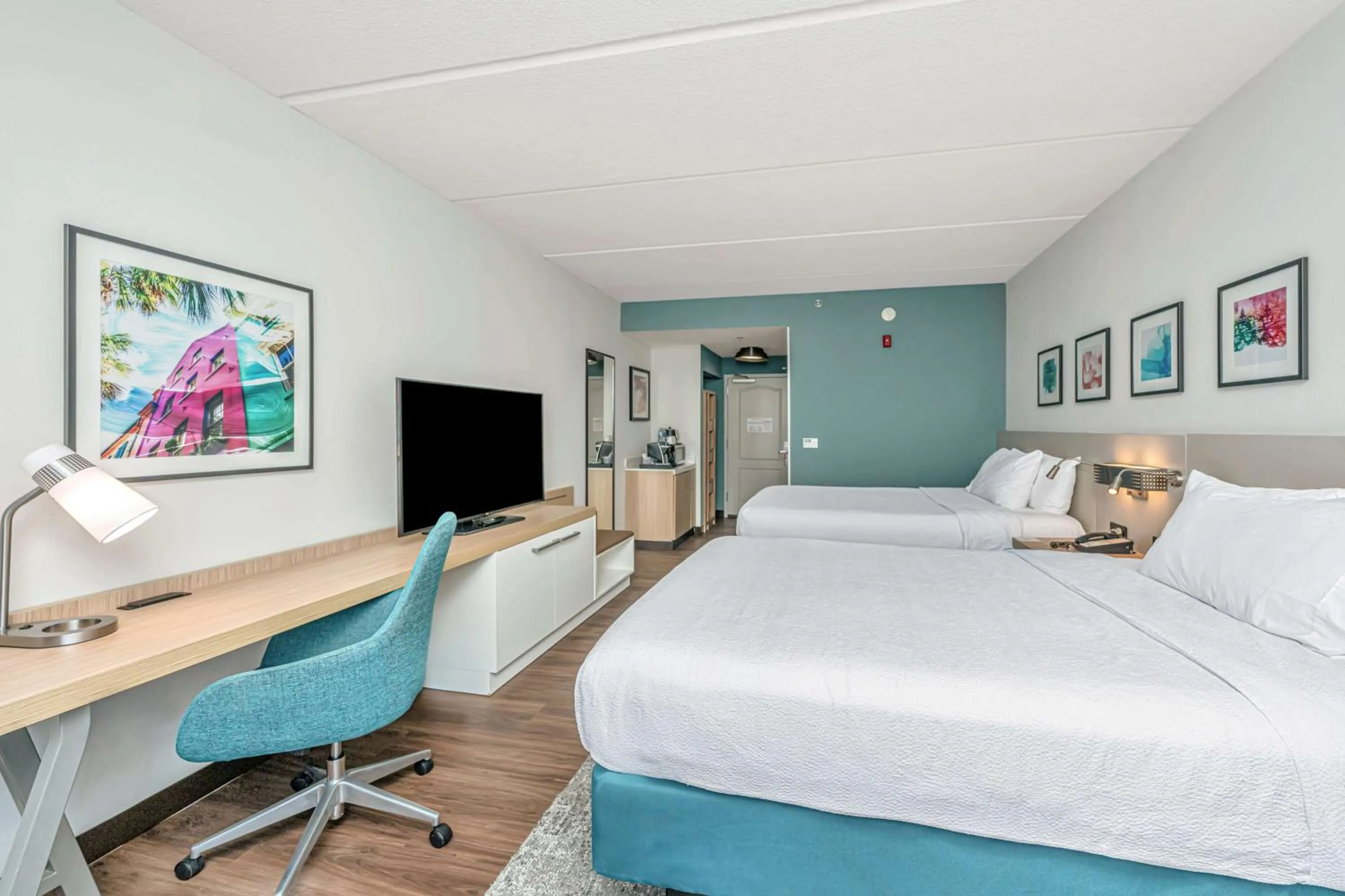 Bed in Hilton Garden Inn Charleston Airport