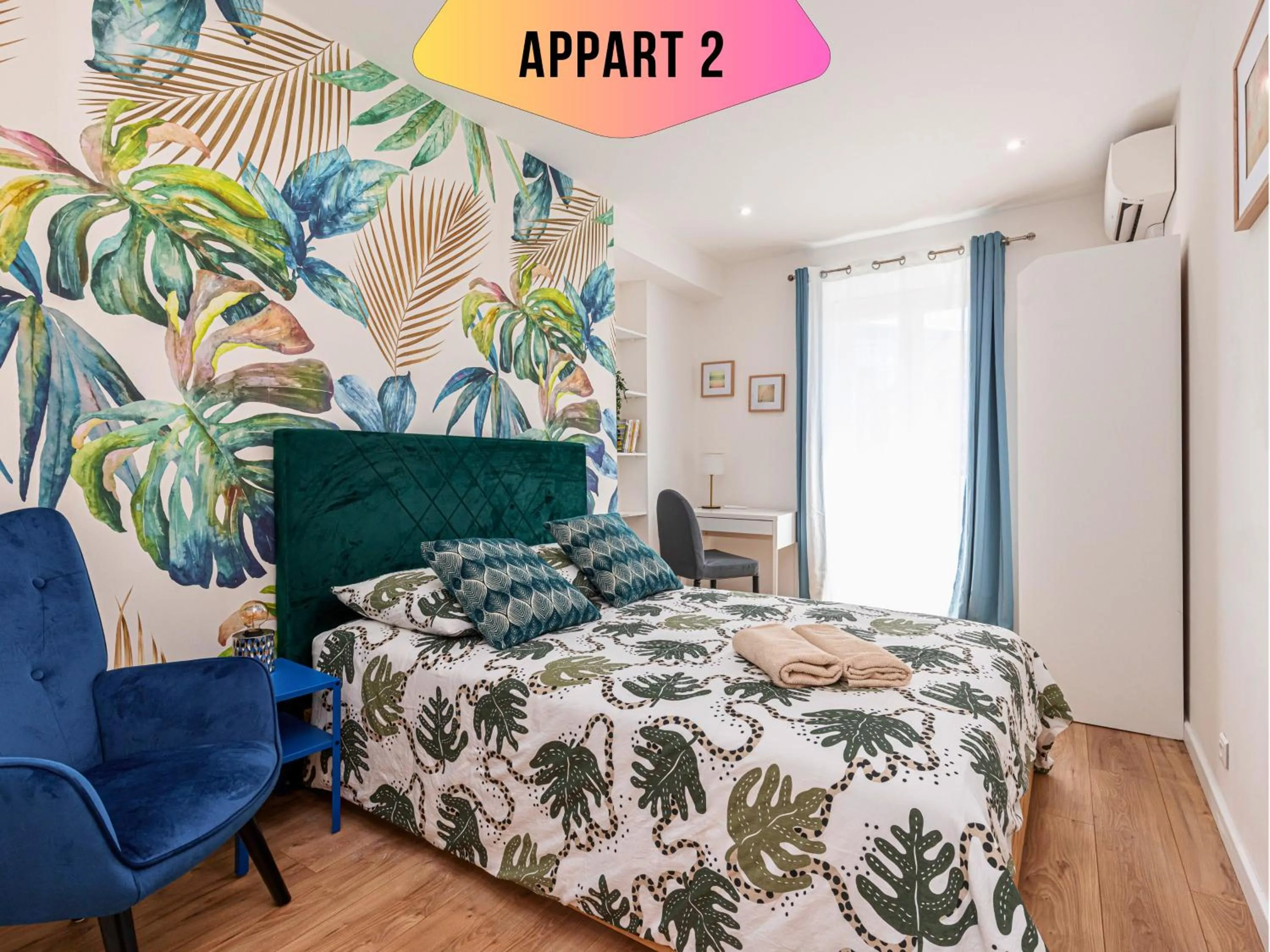 Bedroom, Bed in CASA REINE JEANNE- ideal groups & family -CENTRAL near train station - PARKING - New&CONFORT-AC