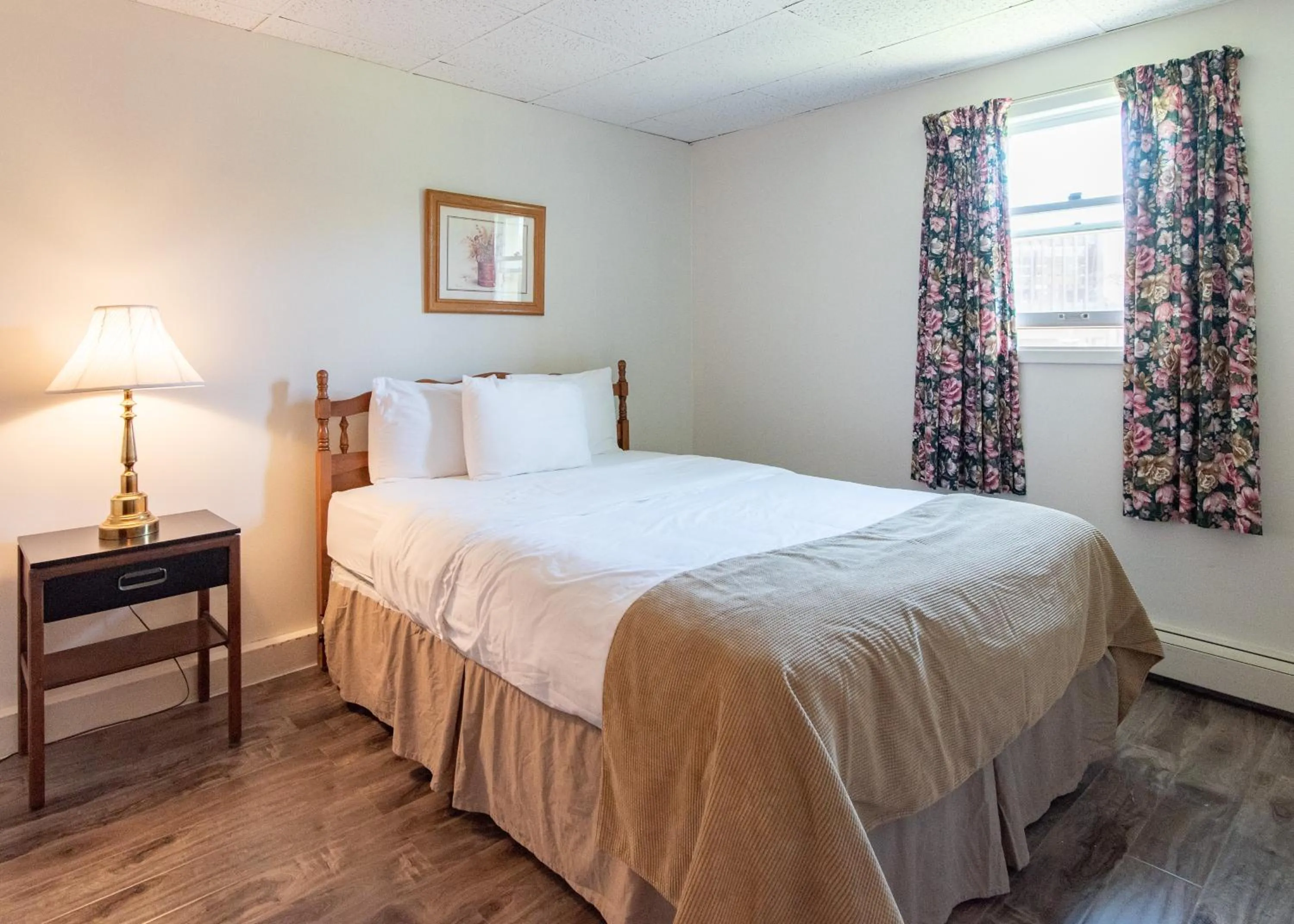 Bed in Canadas Best Value Inn & Suites Summerside