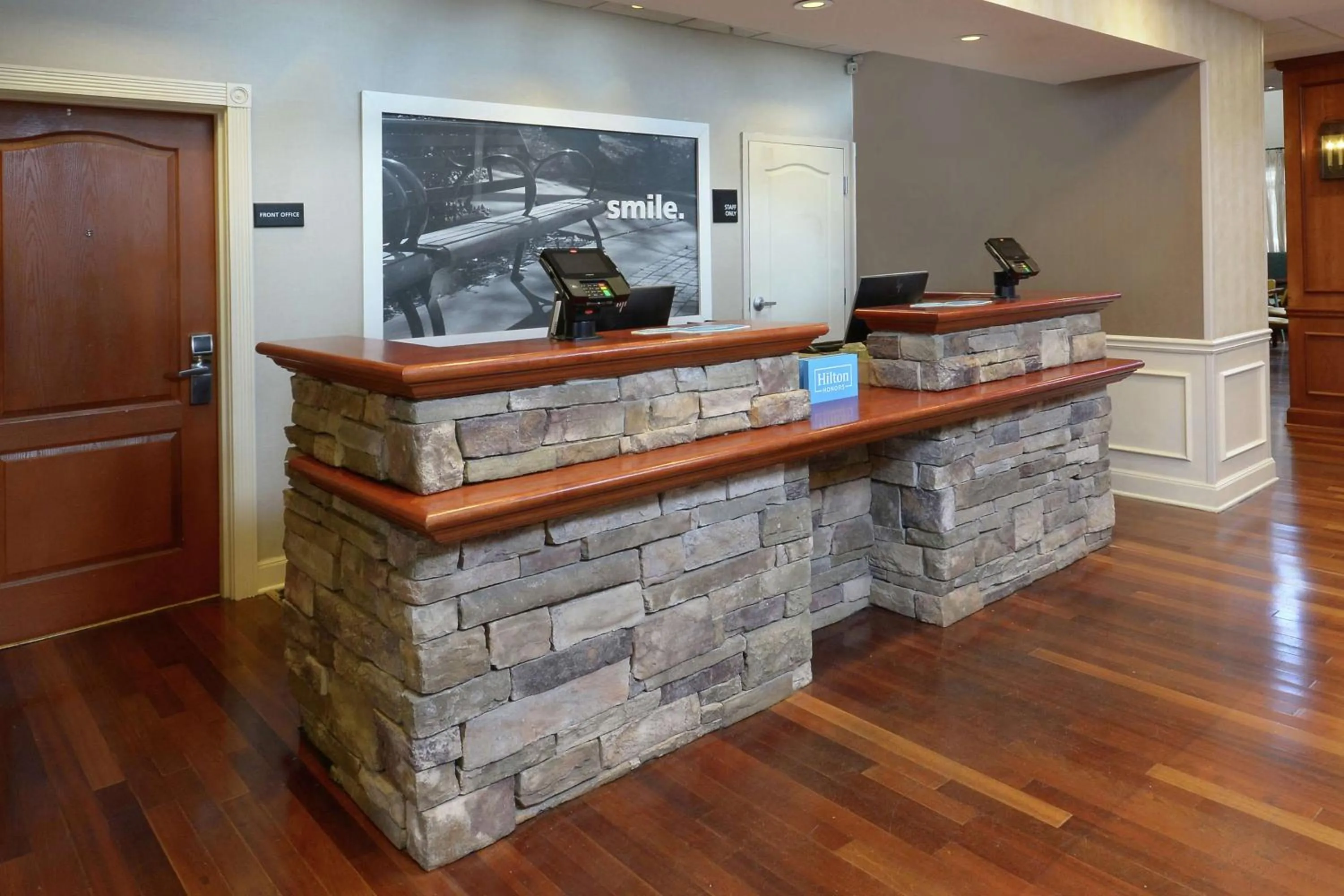 Lobby or reception in Hampton Inn & Suites Clinton