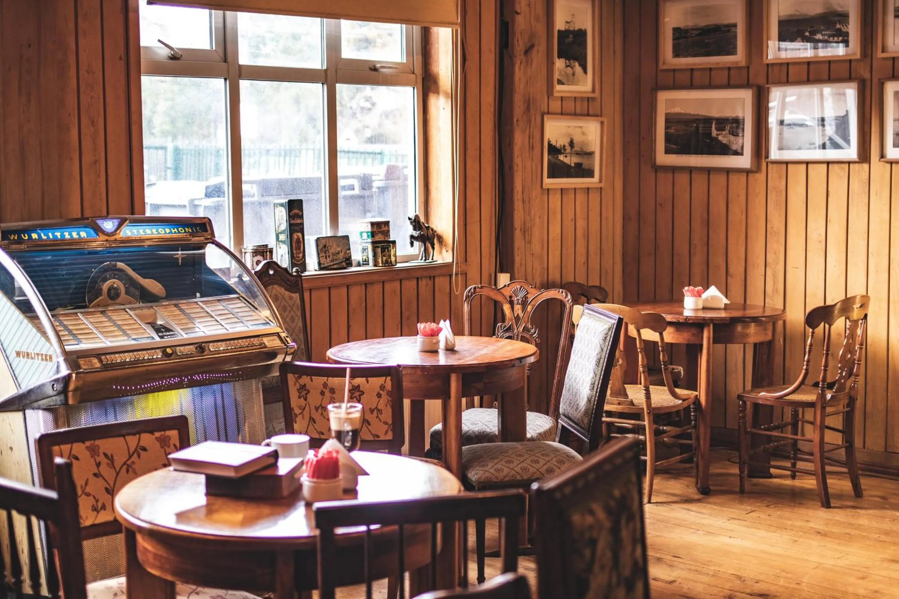 Coffee/tea facilities in Hotel Museo El Greco Puerto Varas