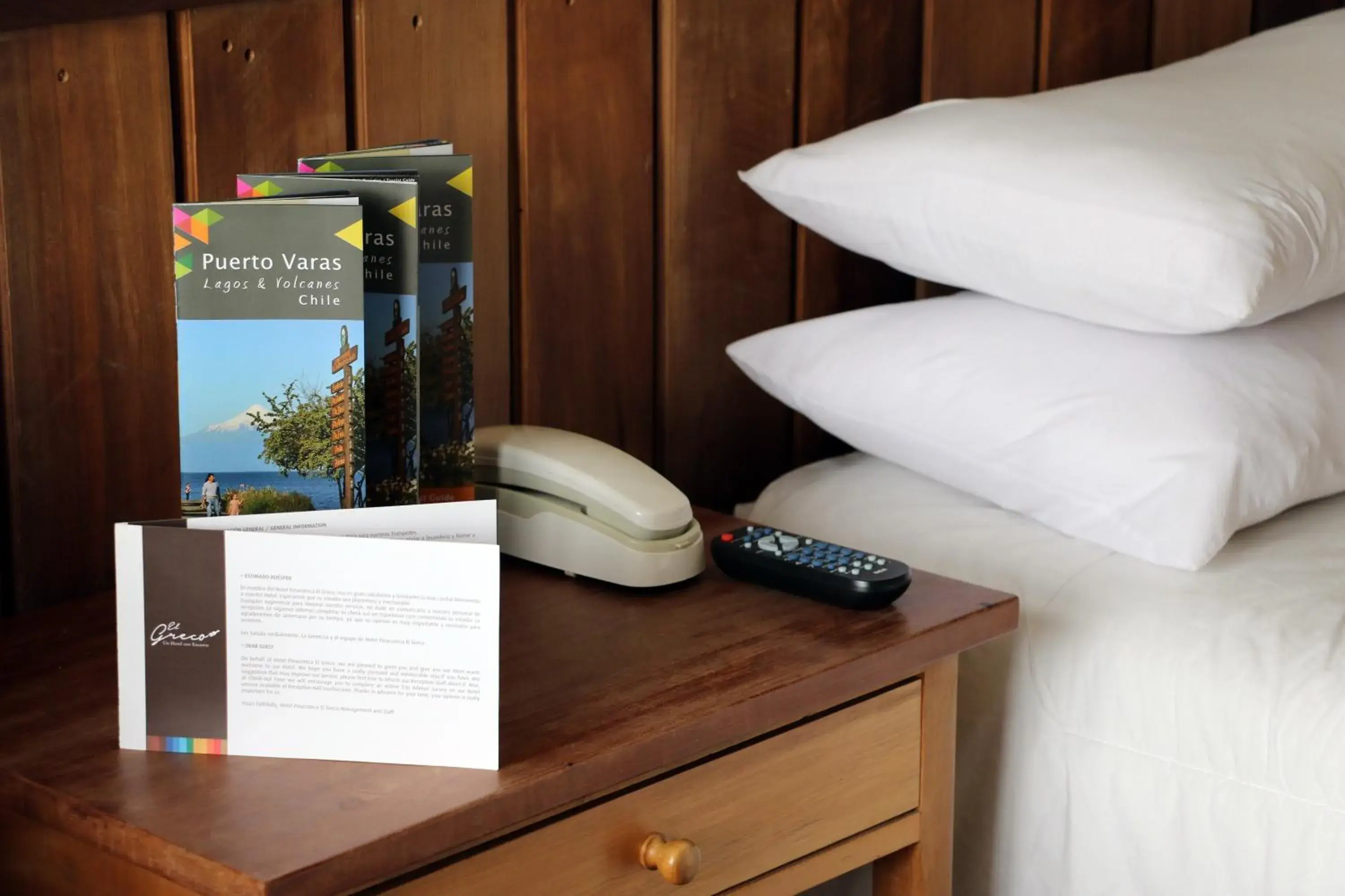 Bed in Hotel Museo El Greco Puerto Varas Bed in Hotel Museo El Greco Puerto Varas