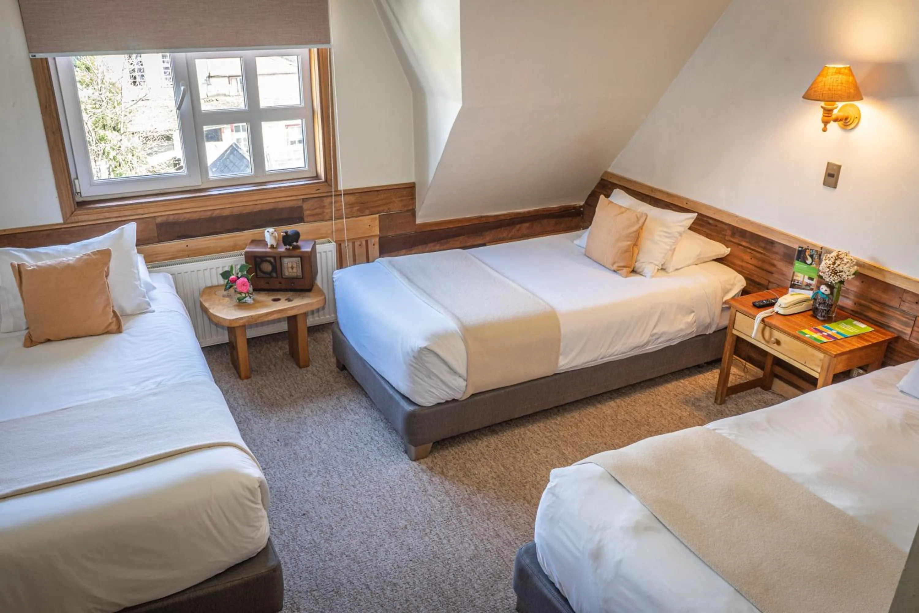 Bed in Hotel Museo El Greco Puerto Varas