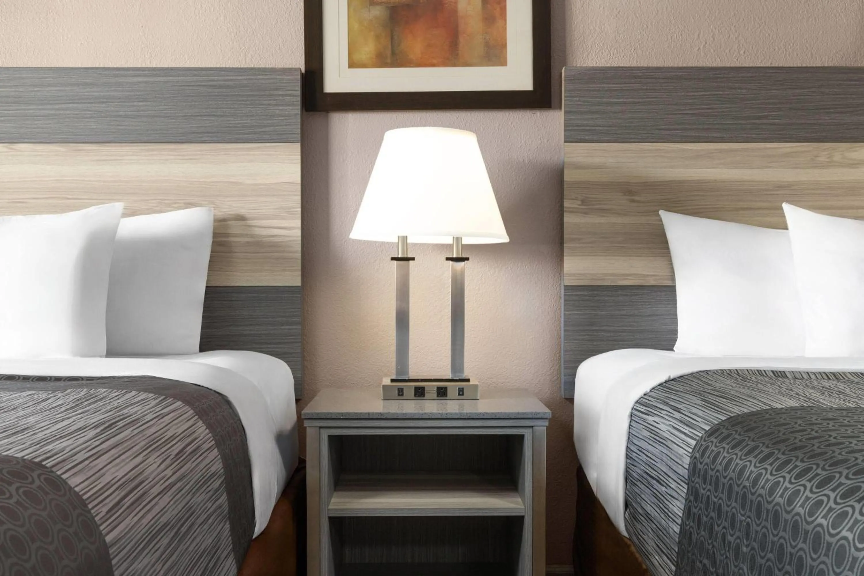 Photo of the whole room, Bed in Travelodge by Wyndham Banning Casino and Outlet Mall