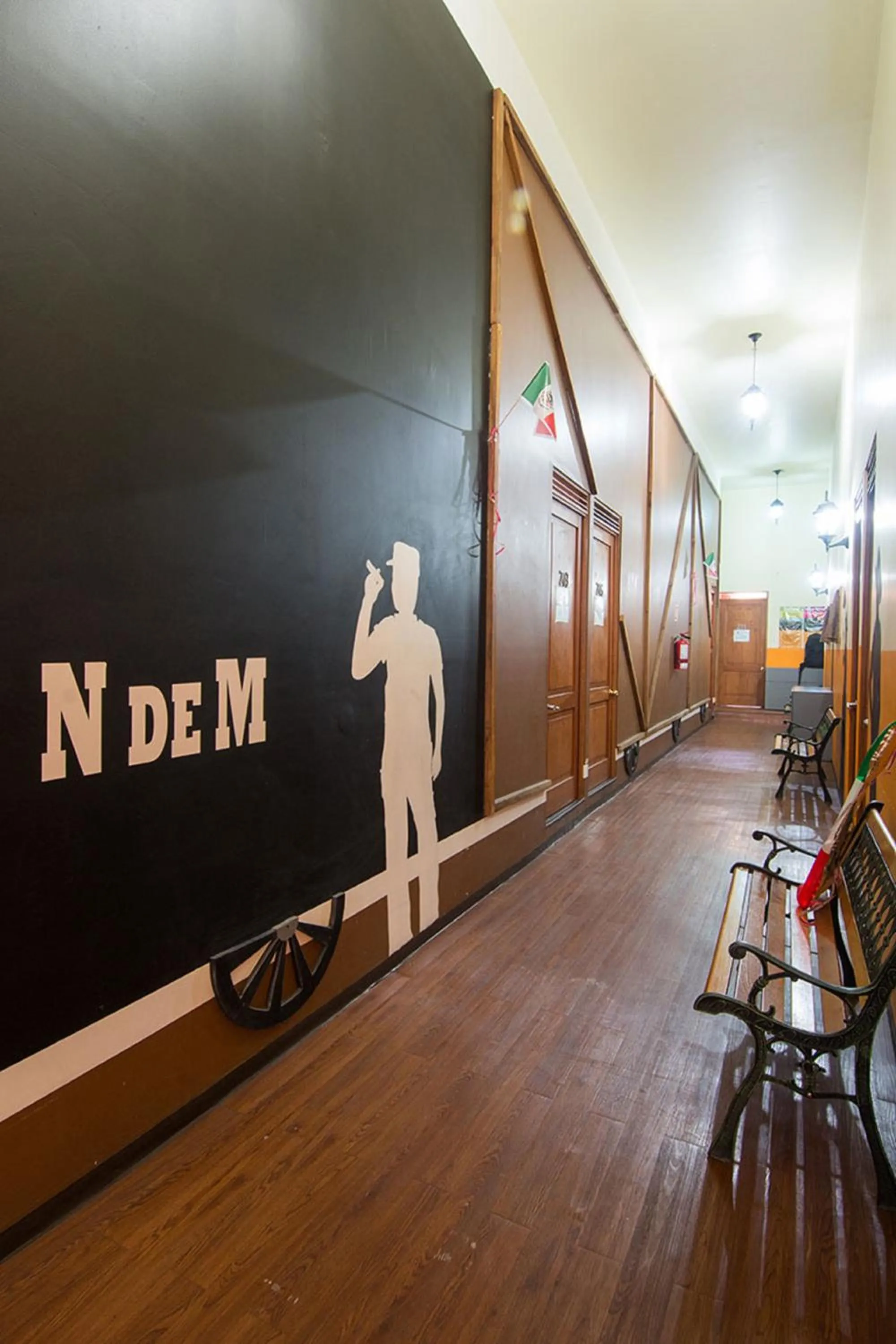 Decorative detail in Hostal Amigo