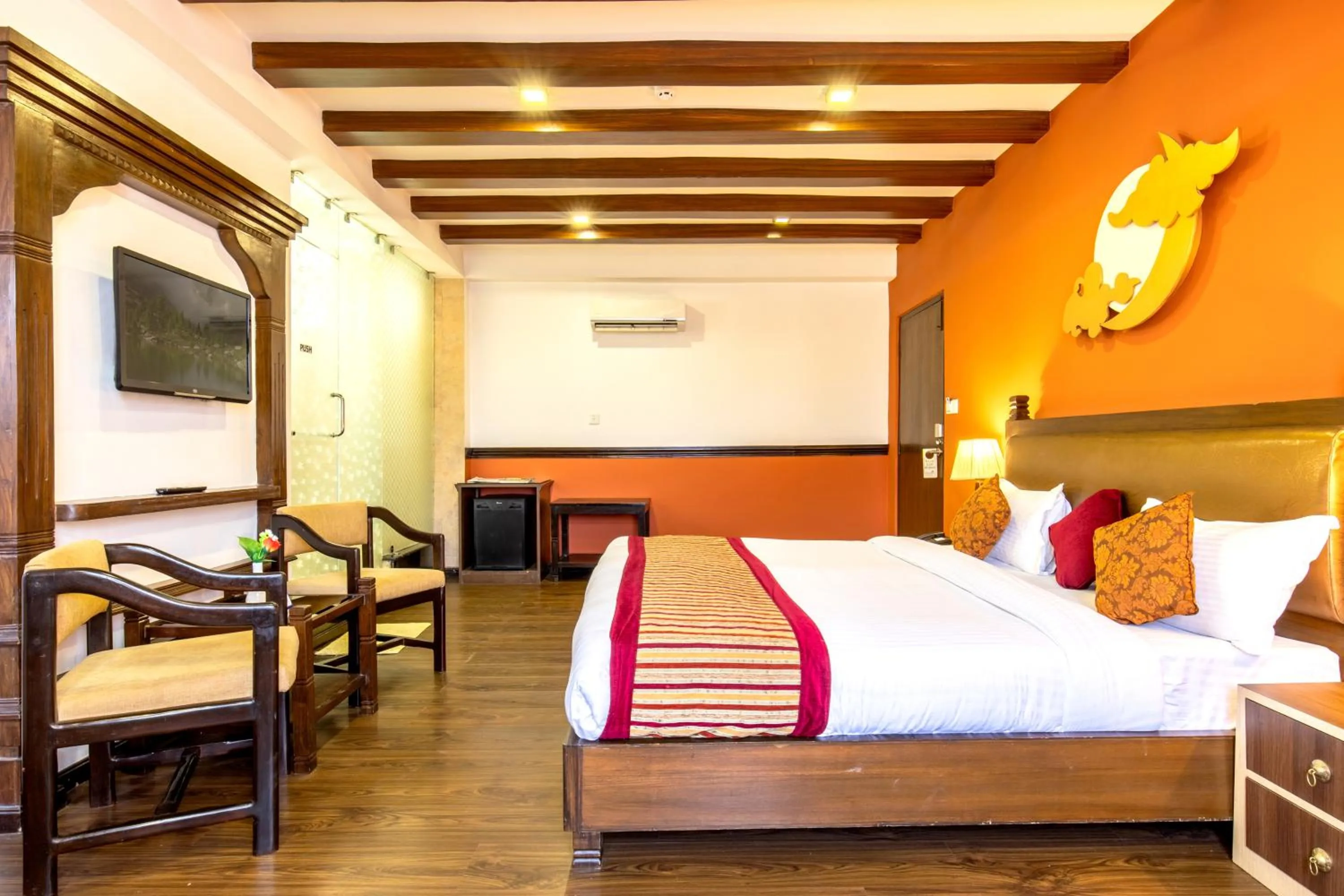 Bedroom, Bed in Hotel Moonlight