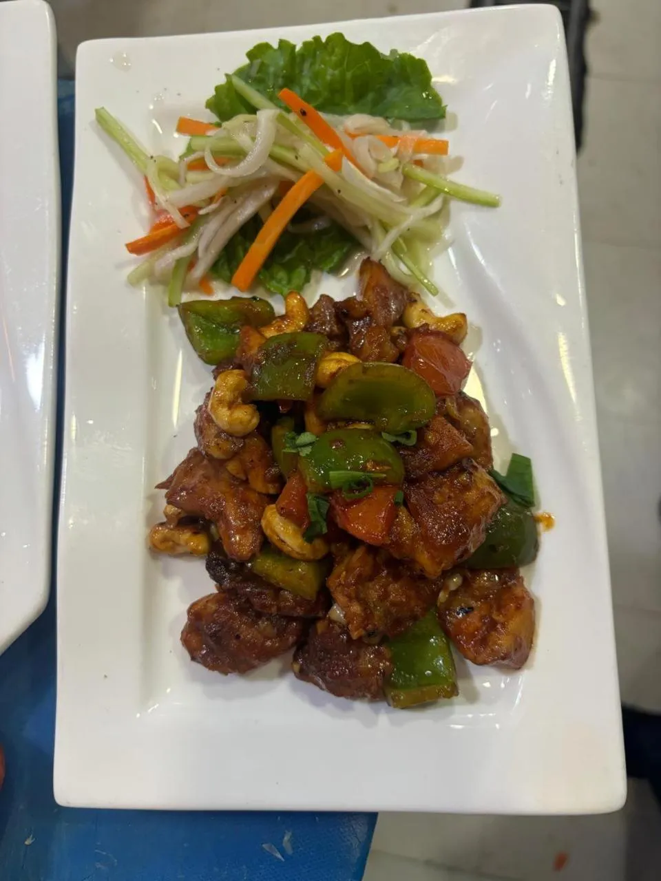 Restaurant/places to eat in Hotel Moonlight