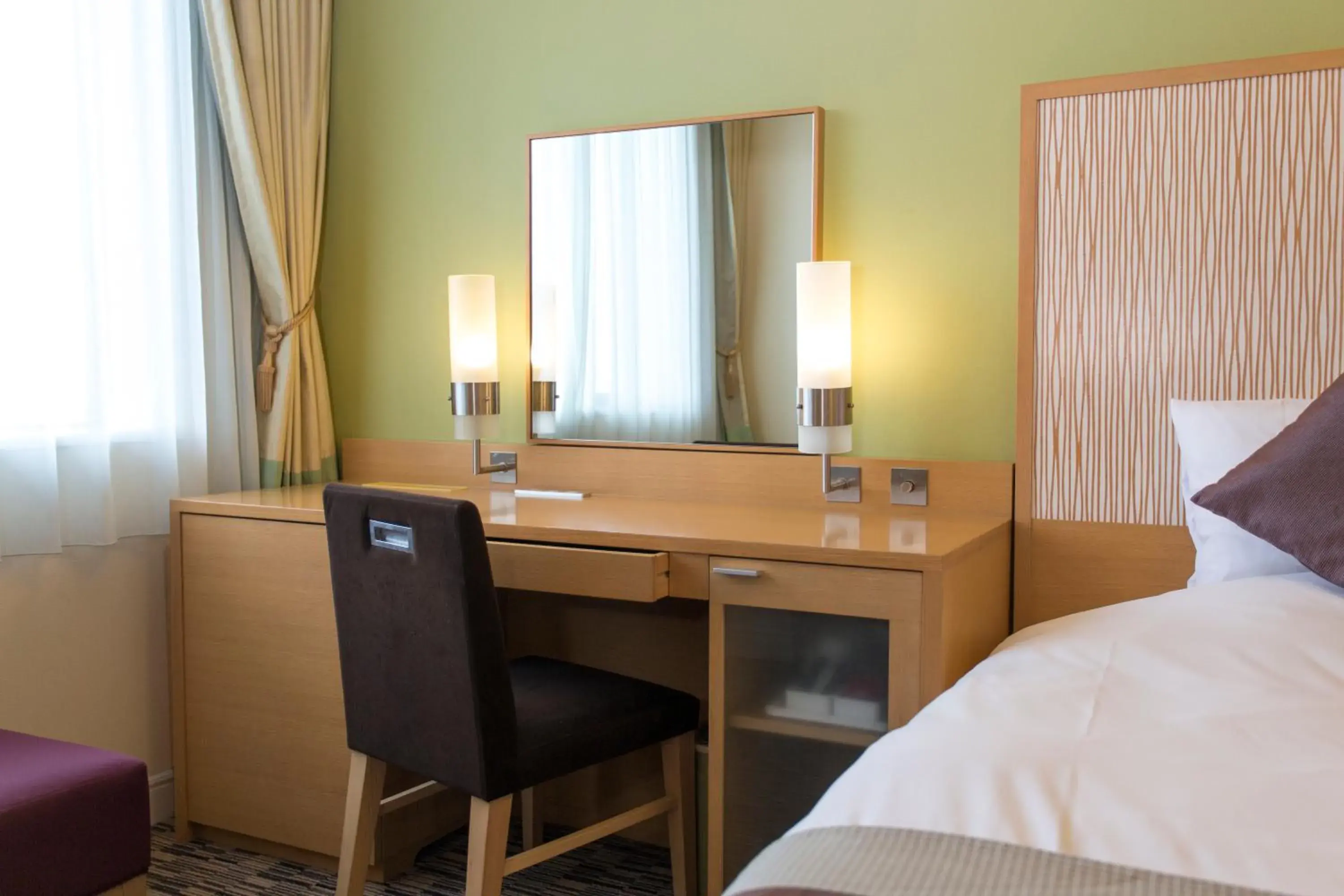 Photo of the whole room, Bed in Hotel Monterey Grasmere Osaka Photo of the whole room, Bed in Hotel Monterey Grasmere Osaka