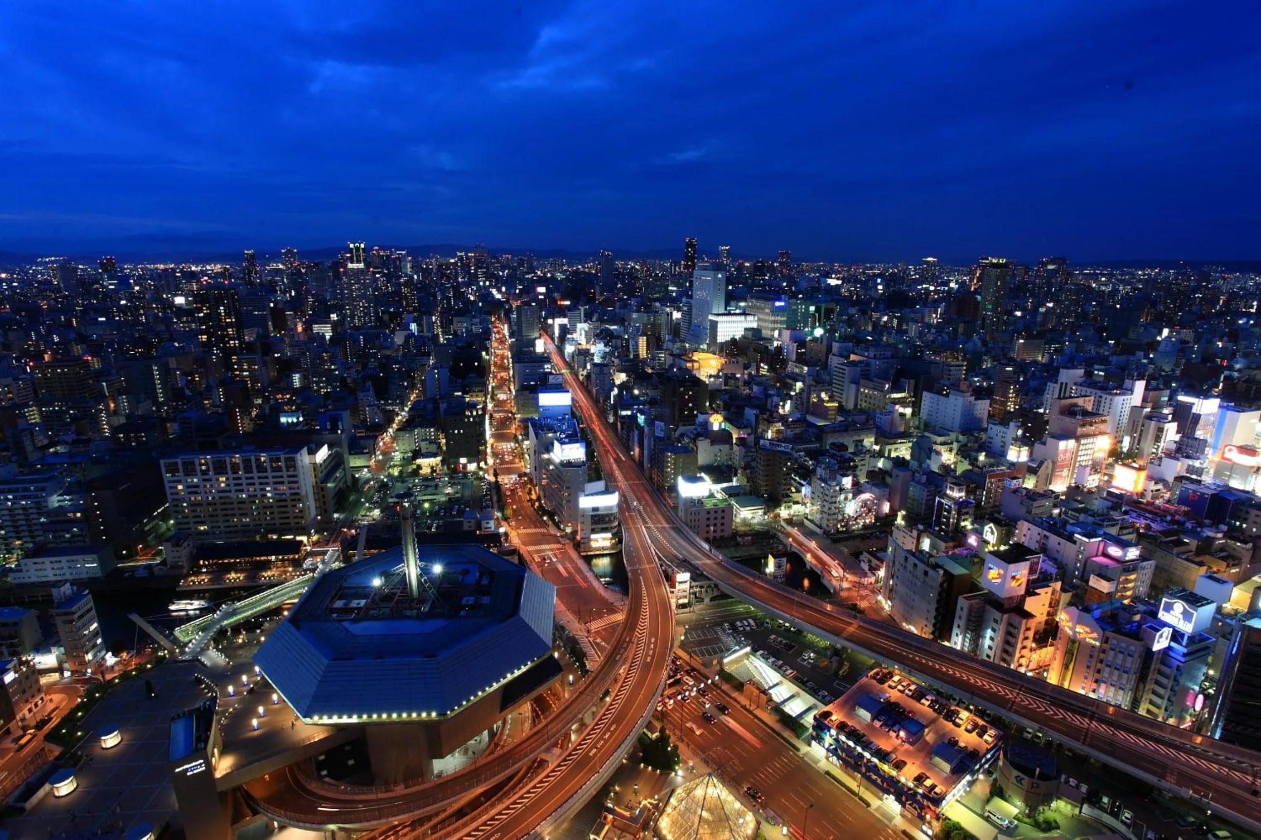 Area and facilities in Hotel Monterey Grasmere Osaka