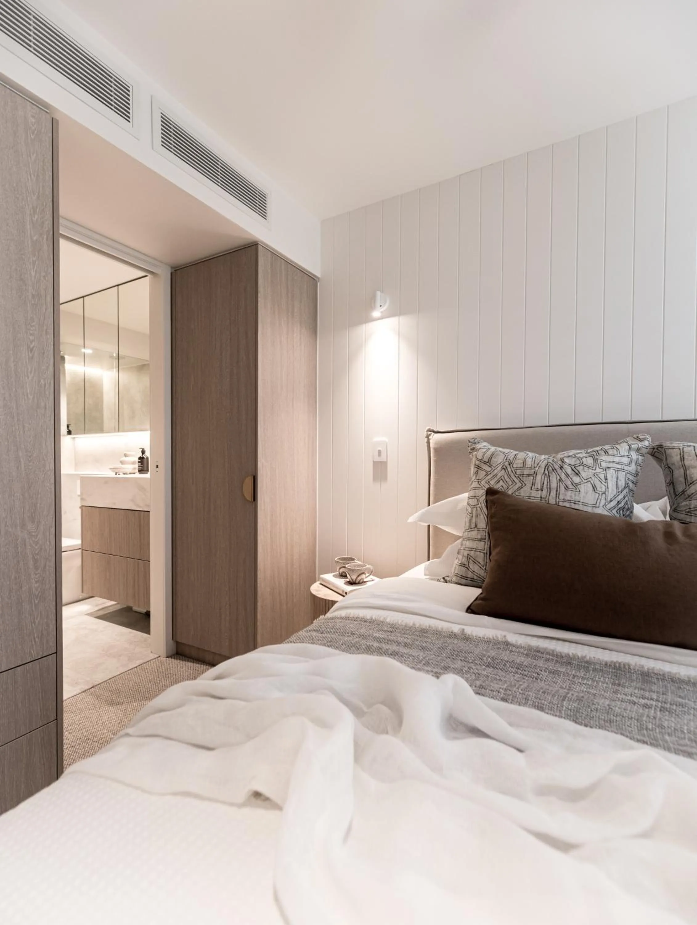 Bed in Noosa Harbour Resort