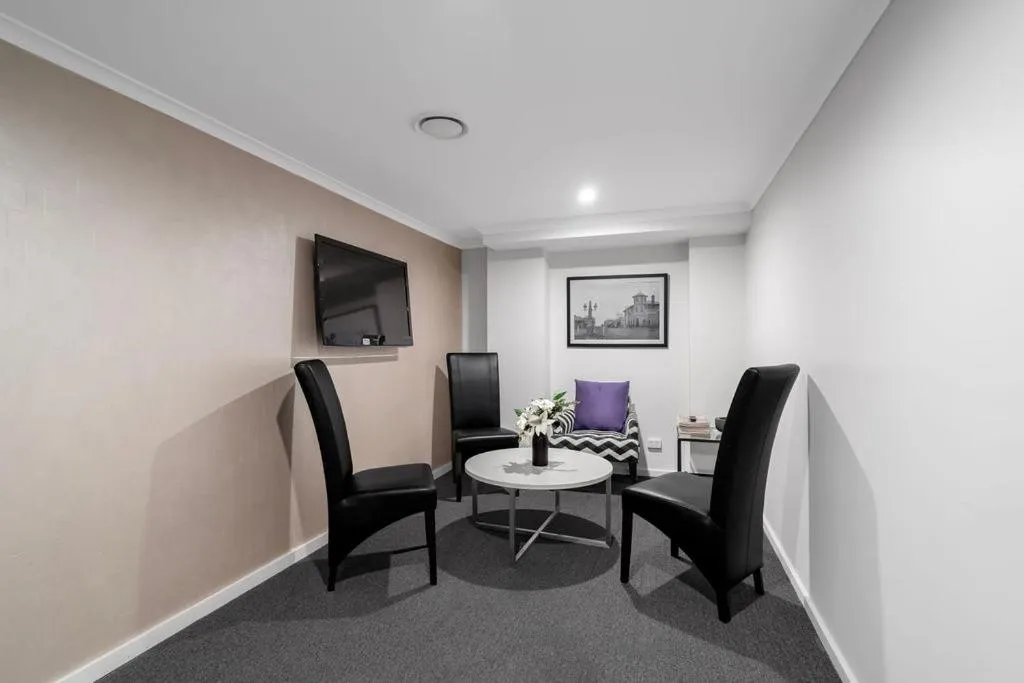Business facilities in Quest Mont Albert