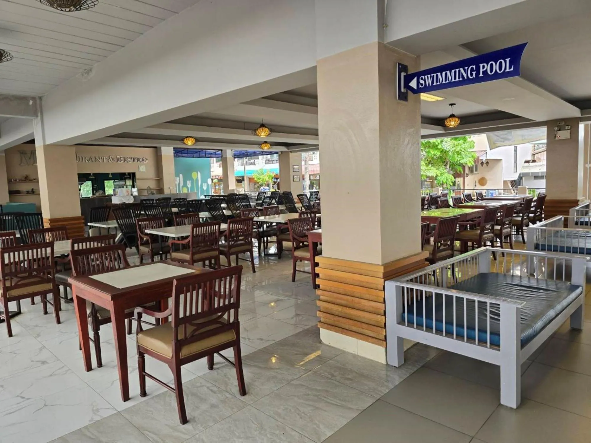 Restaurant/places to eat in Jomtien Plaza Residence