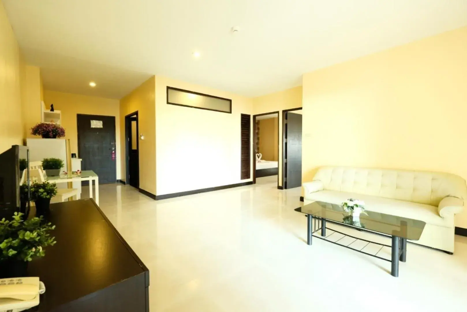 Living room, Seating Area in Jomtien Plaza Residence