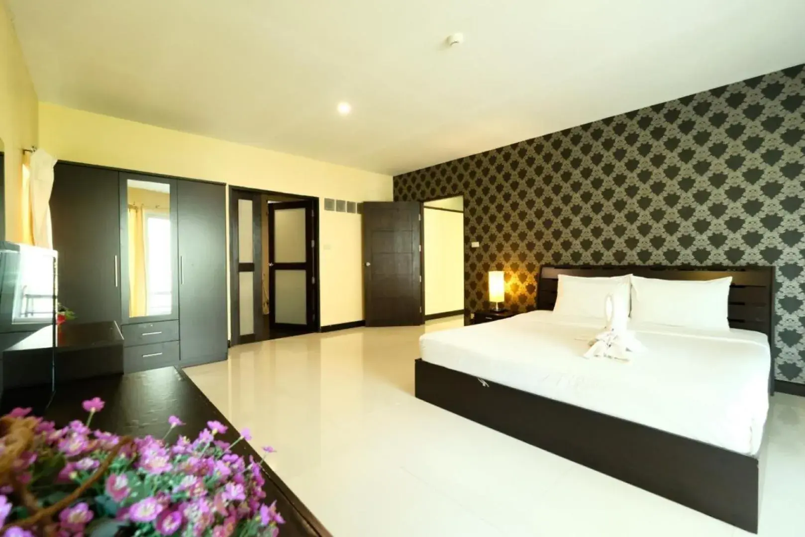 Bed in Jomtien Plaza Residence