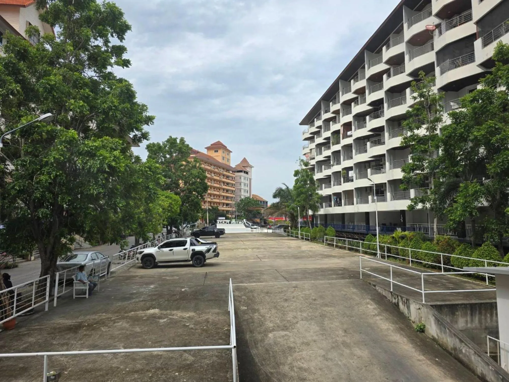 Parking in Jomtien Plaza Residence