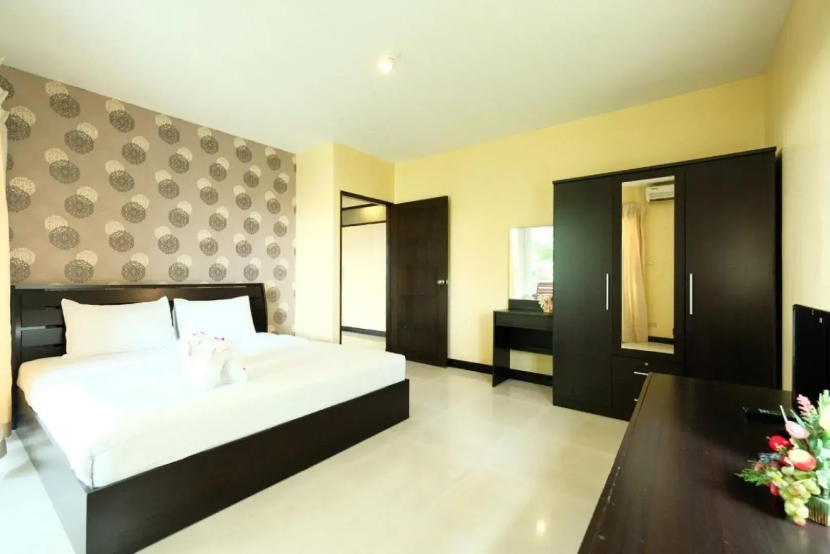 Bed in Jomtien Plaza Residence