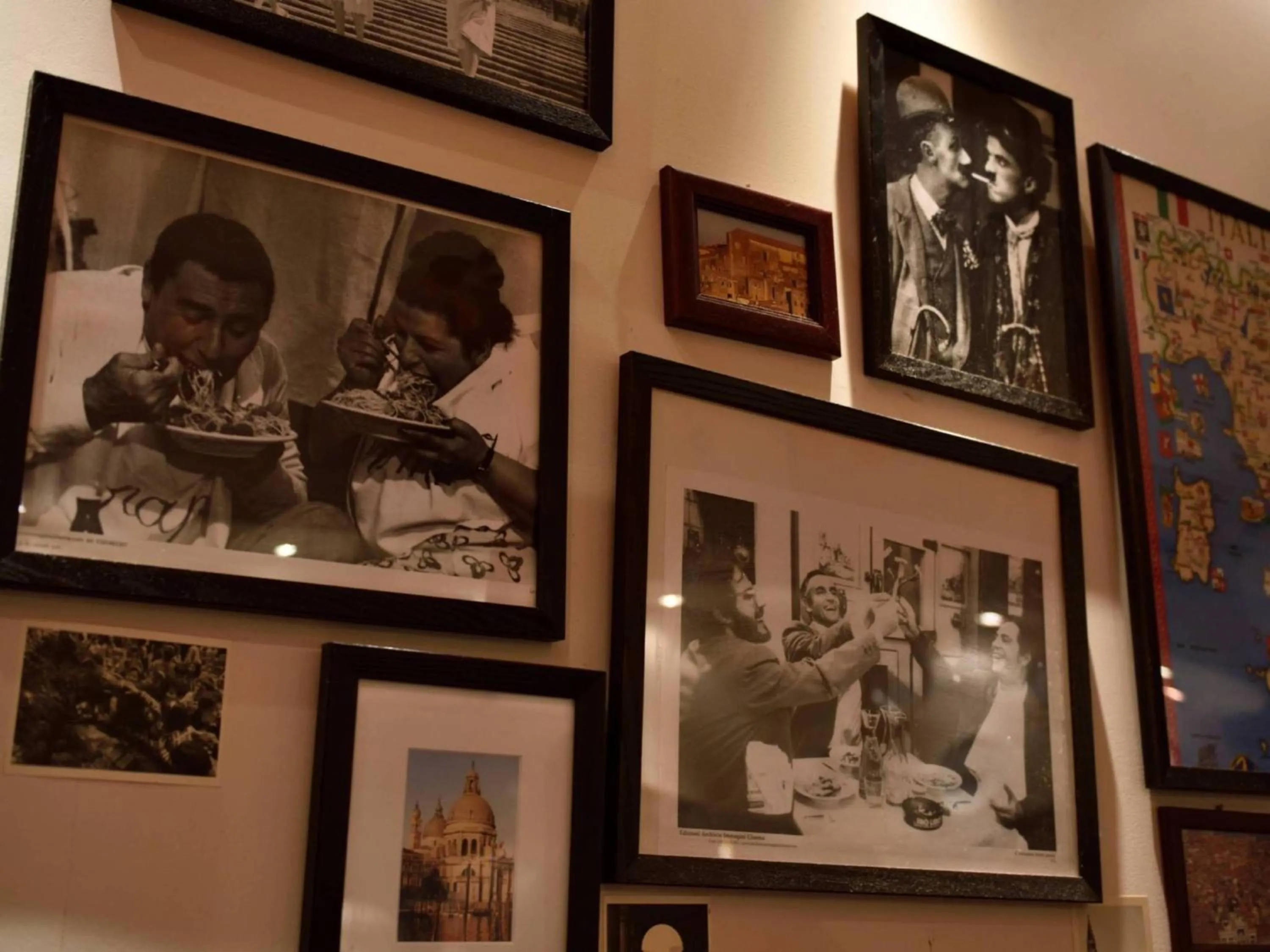 Restaurant/places to eat in Hotel Resol Ikebukuro