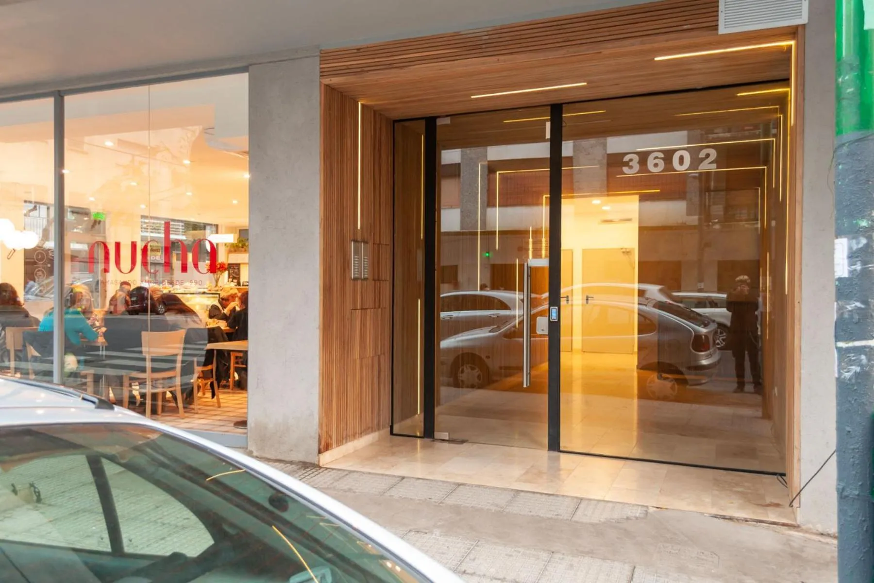 Facade/entrance in Babel Alto