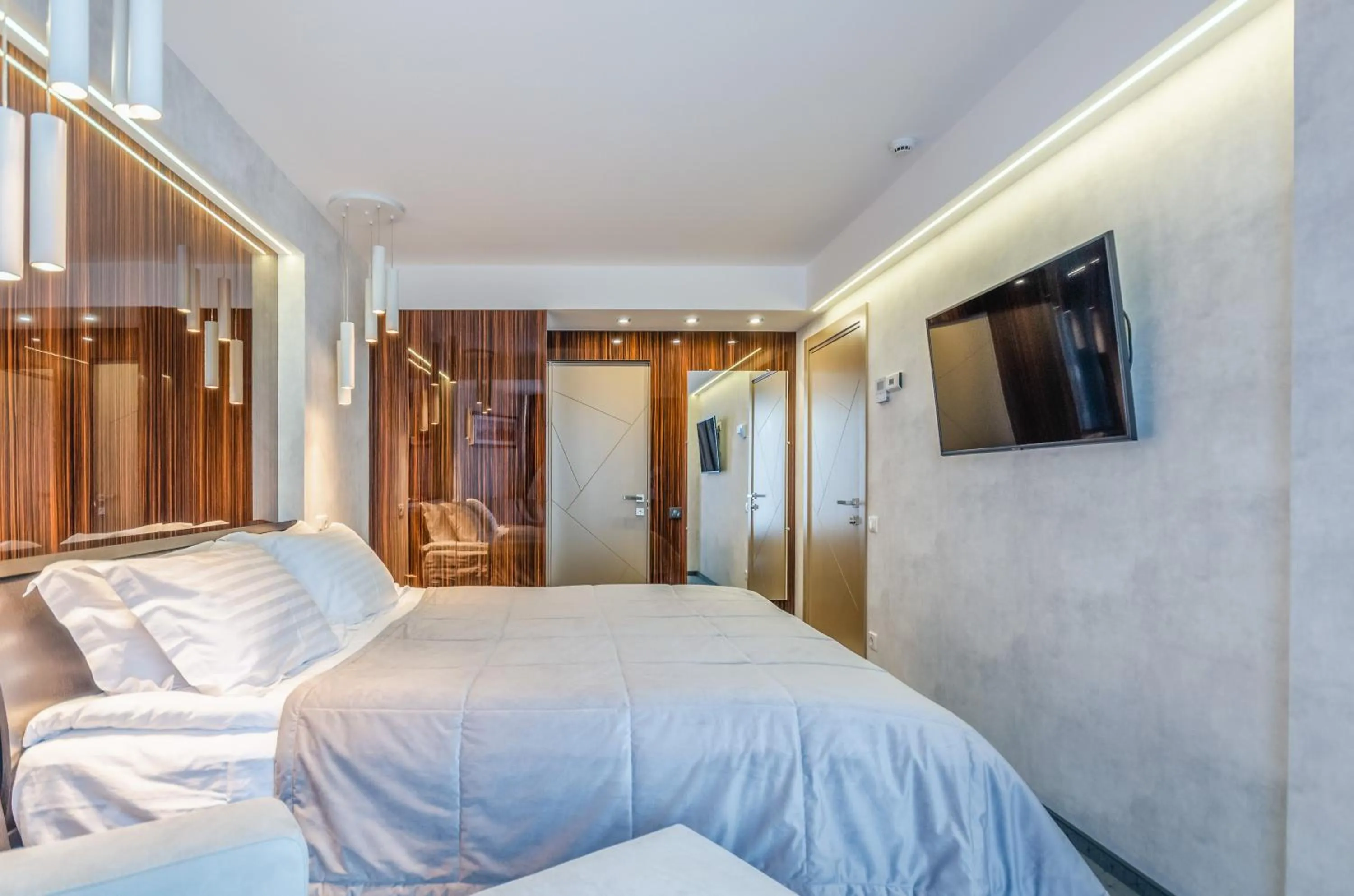 Communal lounge/ TV room, Bed in Tourist Hotel Complex