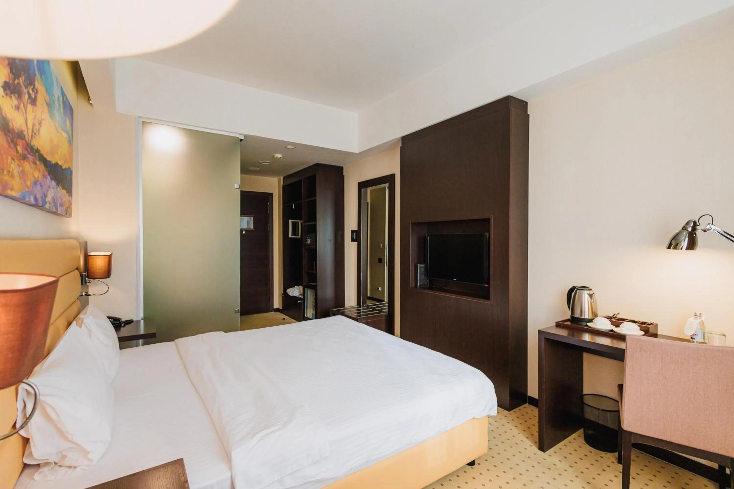 Bed in Comfort Hotel Astana