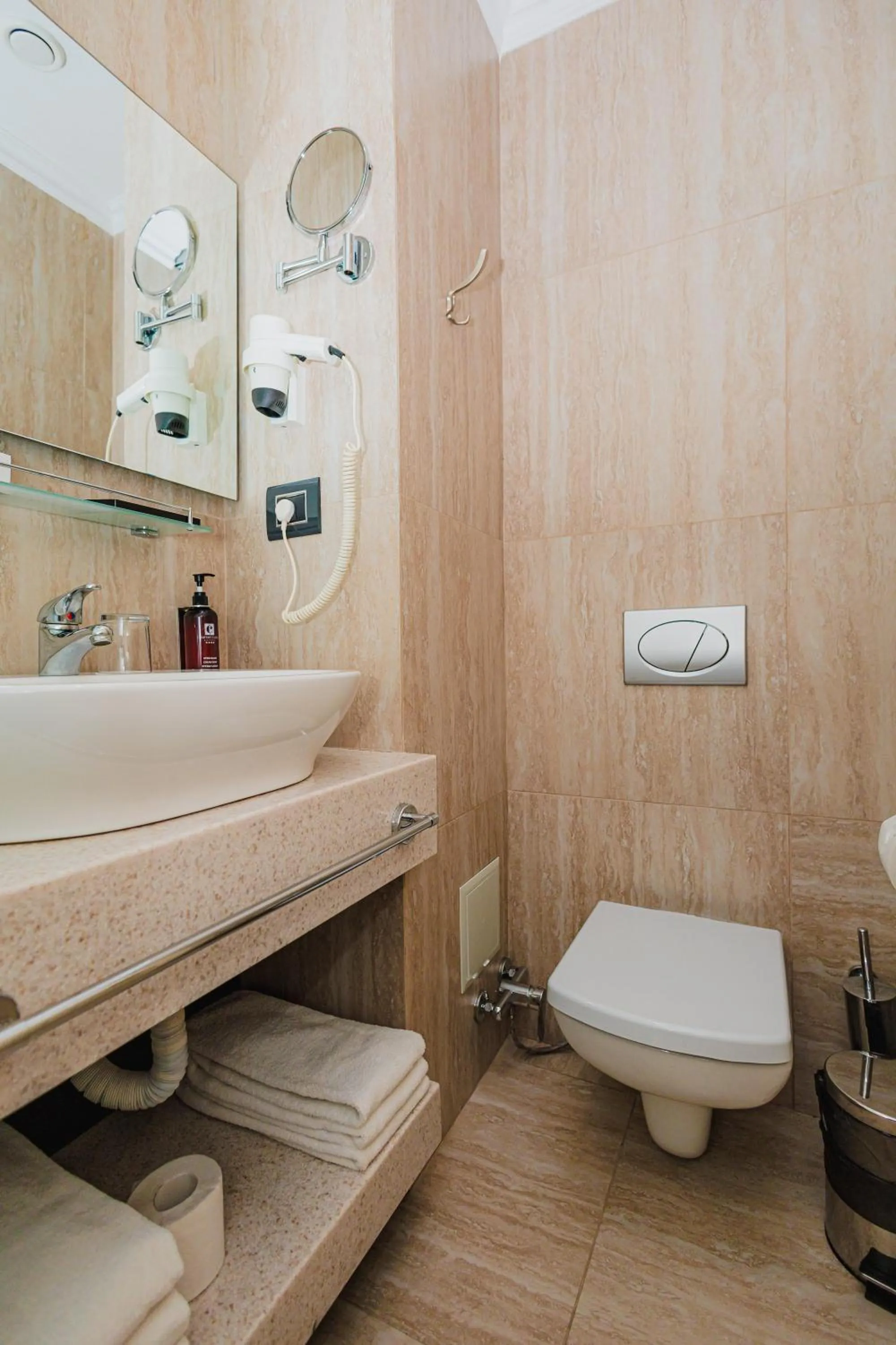 Comfort Hotel Astana