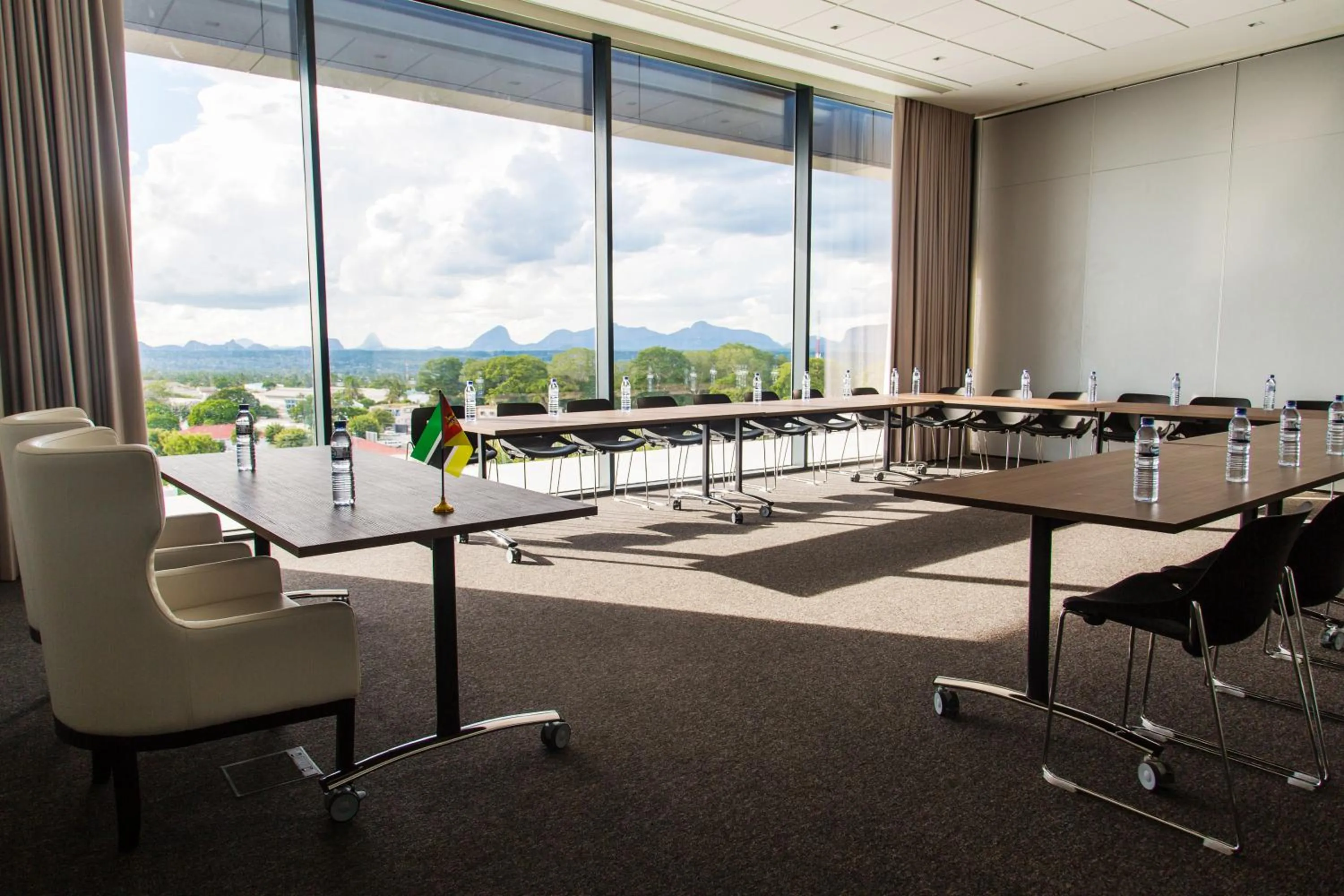 Grand Plaza Hotel Nampula