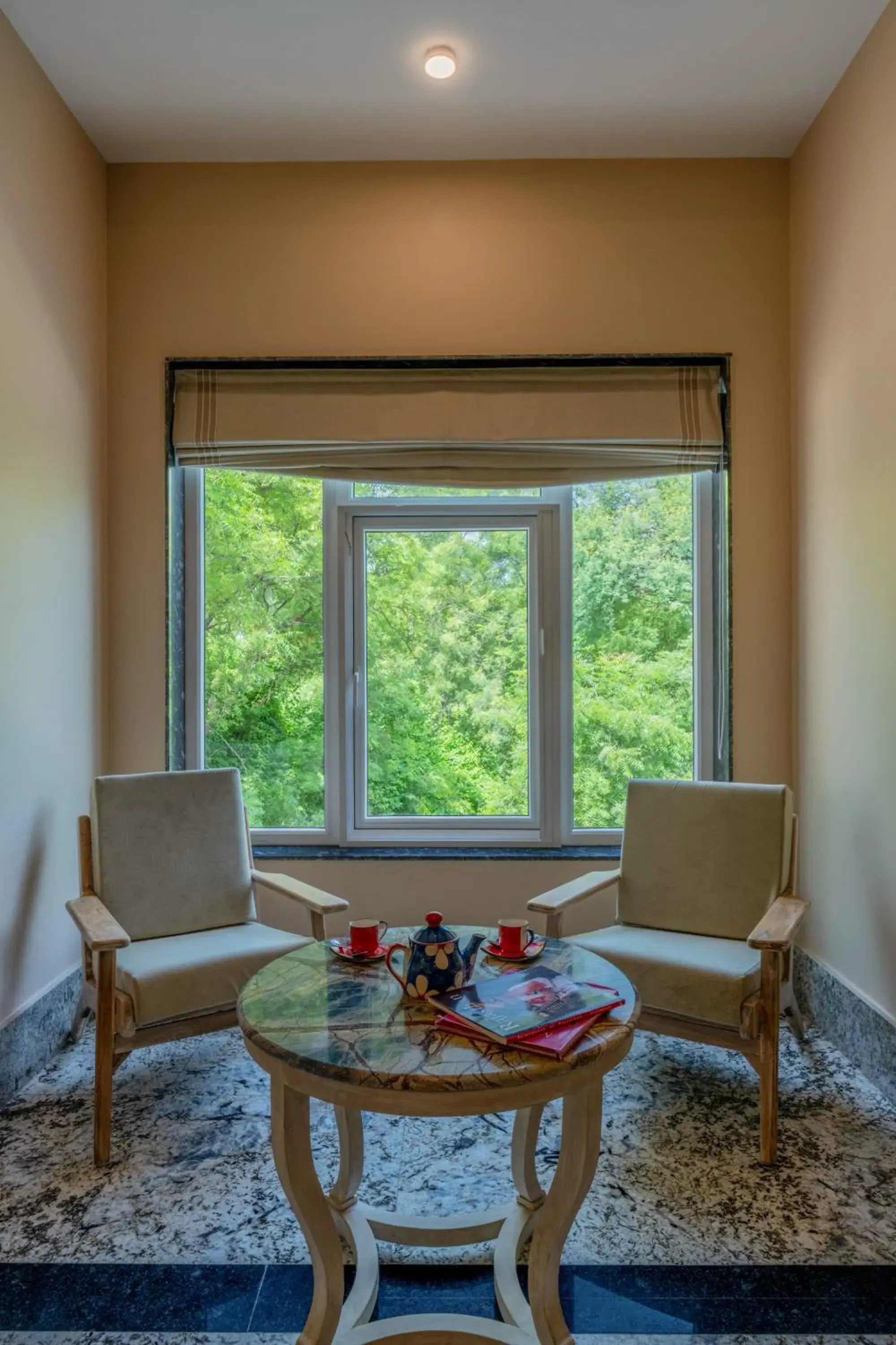 Deluxe Room in Umaid Palace - A Lakeside Resort - 25 minutes from Mehandipur Balaji - 20 minutes from Chand Baori Stepwell Abhaneri & 40 minutes from Bhangarh Fort Deluxe Room in Umaid Palace - A Lakeside Resort - 25 minutes from Mehandipur Balaji - 20 minutes from Chand Baori Stepwell Abhaneri & 40 minutes from Bhangarh Fort