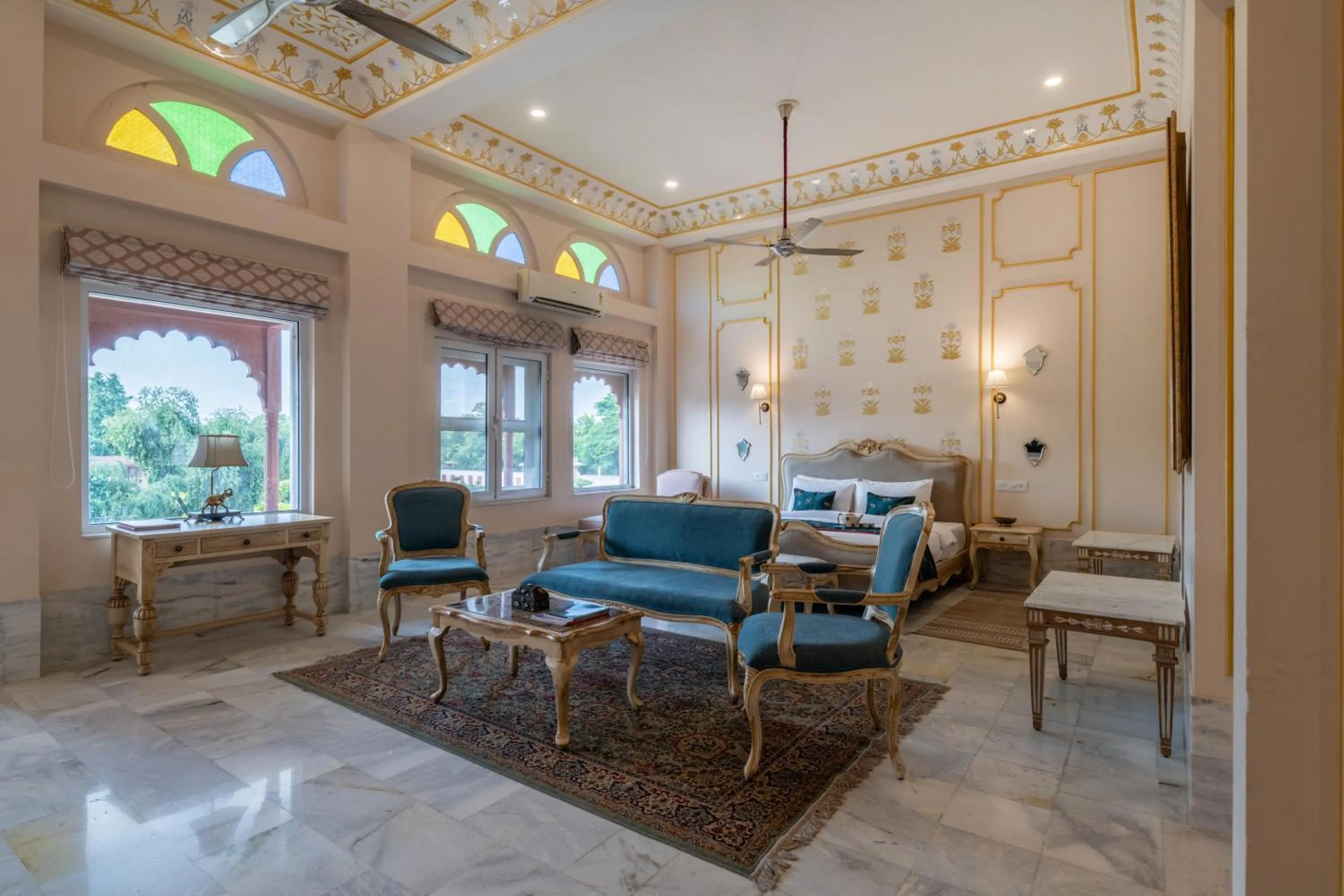 Umaid Palace - A Lakeside Resort - 25 minutes from Mehandipur Balaji - 20 minutes from Chand Baori Stepwell Abhaneri & 40 minutes from Bhangarh Fort