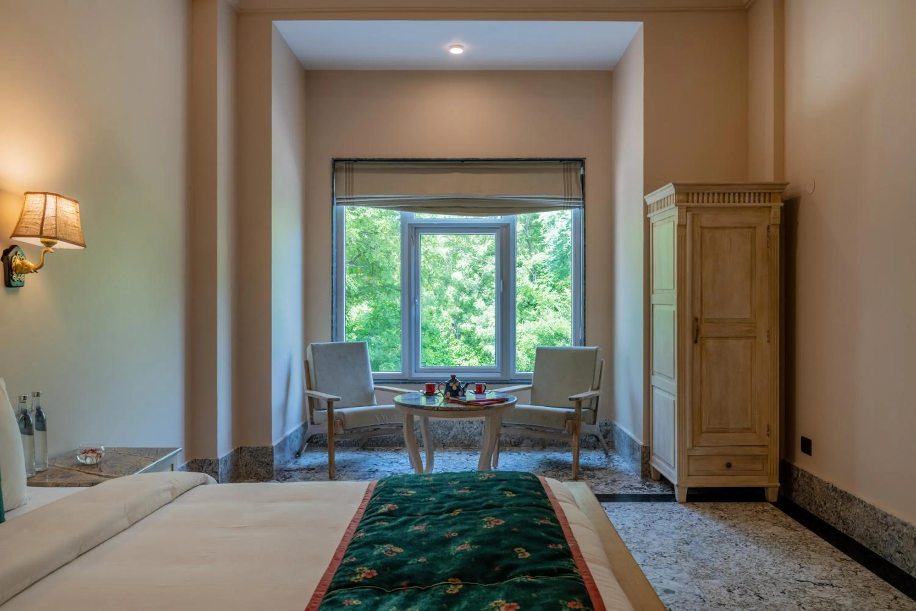 Bed in Umaid Palace - A Lakeside Resort - 25 minutes from Mehandipur Balaji - 20 minutes from Chand Baori Stepwell Abhaneri & 40 minutes from Bhangarh Fort