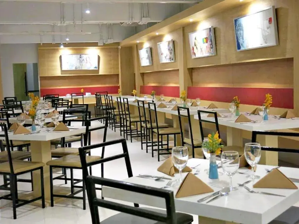 Restaurant/places to eat in Khuang Singh Residence & Hotel Chiangmai Restaurant/places to eat in Khuang Singh Residence & Hotel Chiangmai