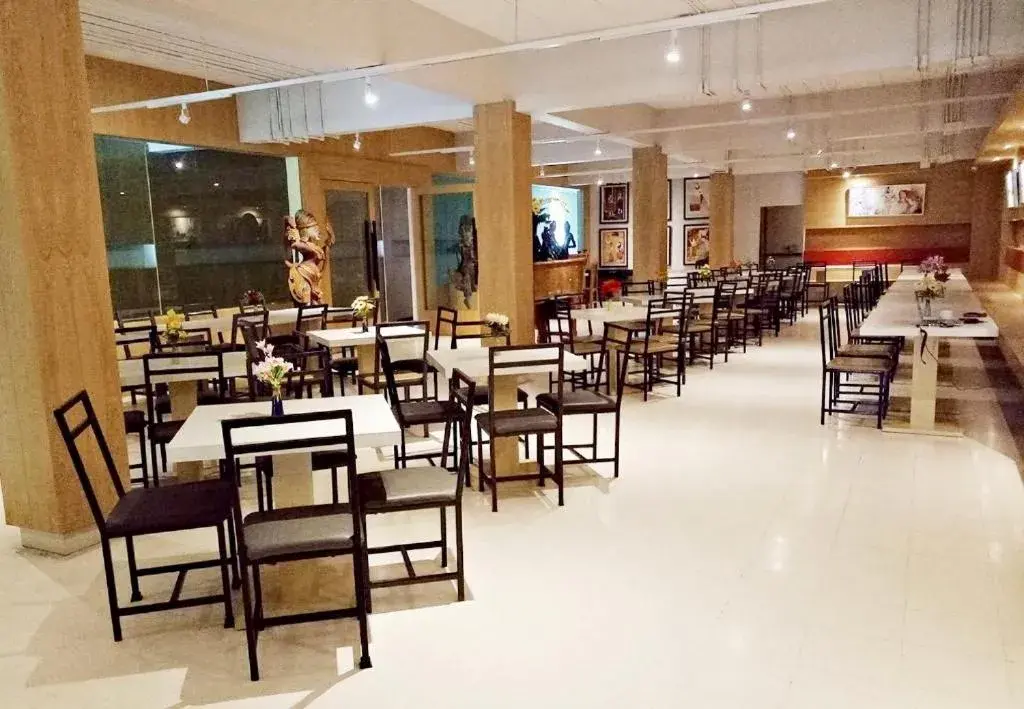 Restaurant/places to eat in Khuang Singh Residence & Hotel Chiangmai Restaurant/places to eat in Khuang Singh Residence & Hotel Chiangmai