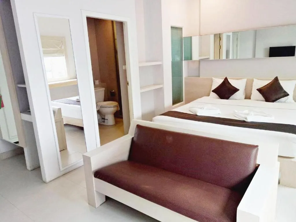 Bed in Khuang Singh Residence & Hotel Chiangmai