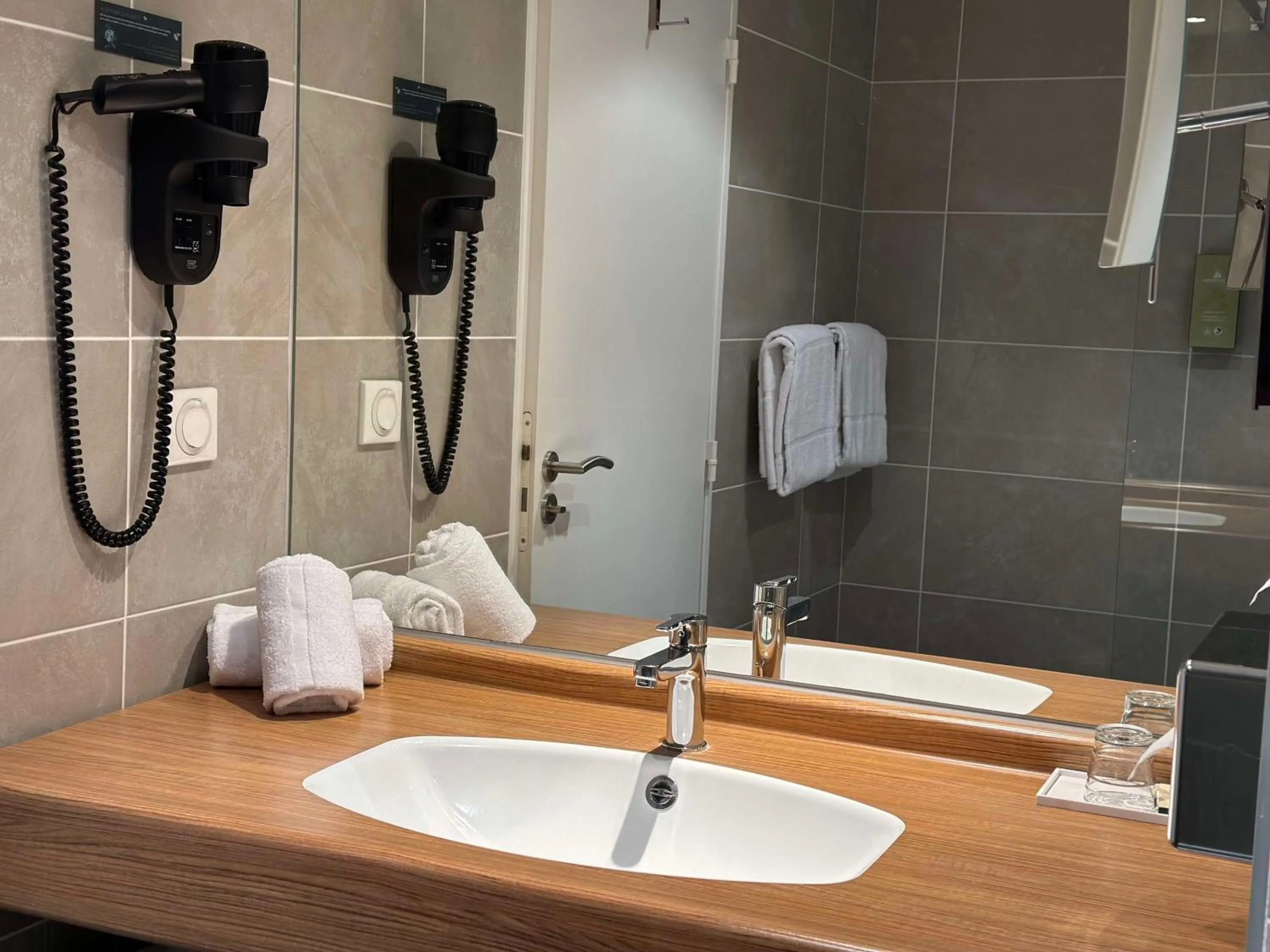 Bathroom in Best Western Plus Thionville Centre