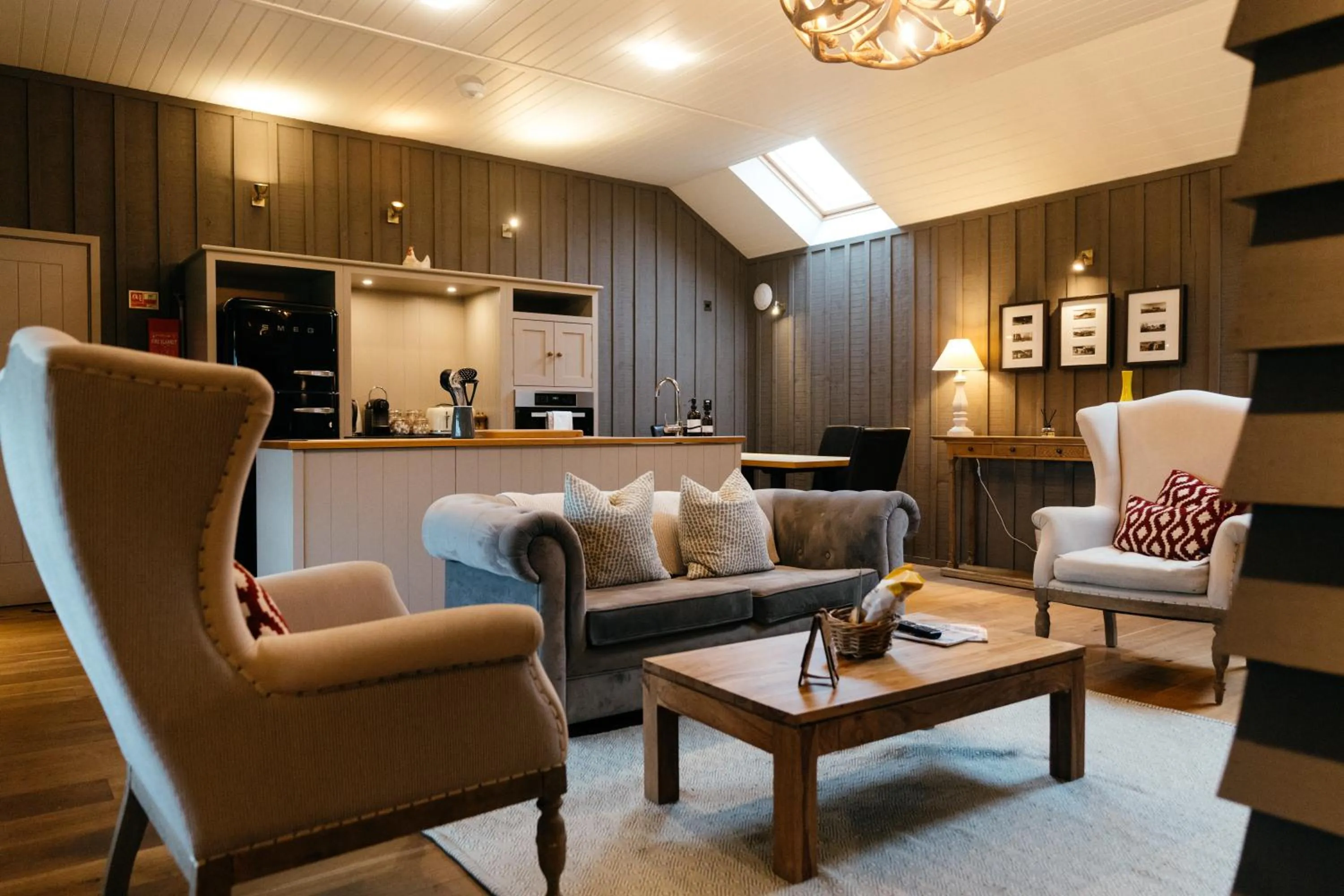 Kitchen or kitchenette in Retreat East